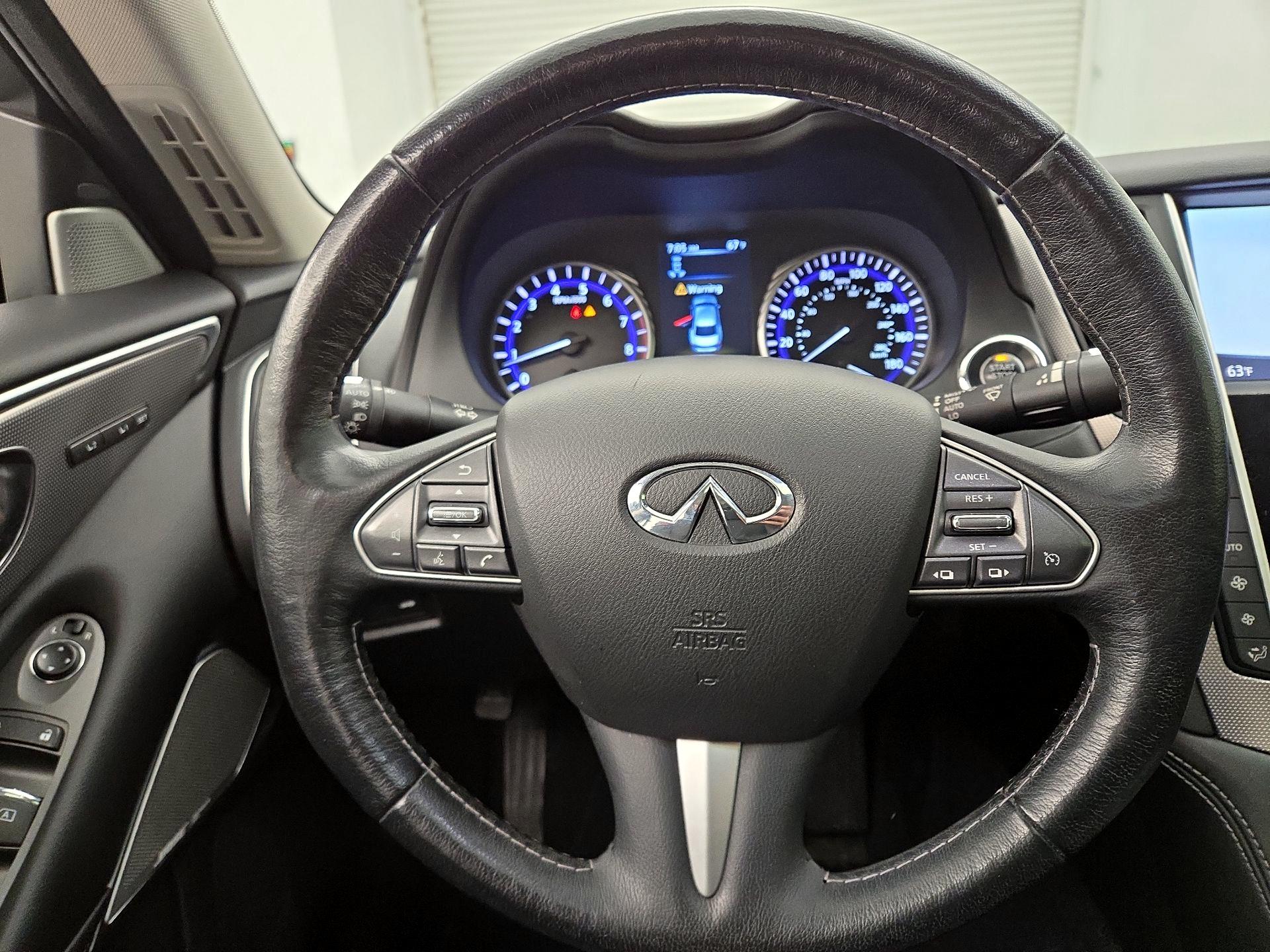 Thumbnail: 2017 INFINITI Q50 - 10