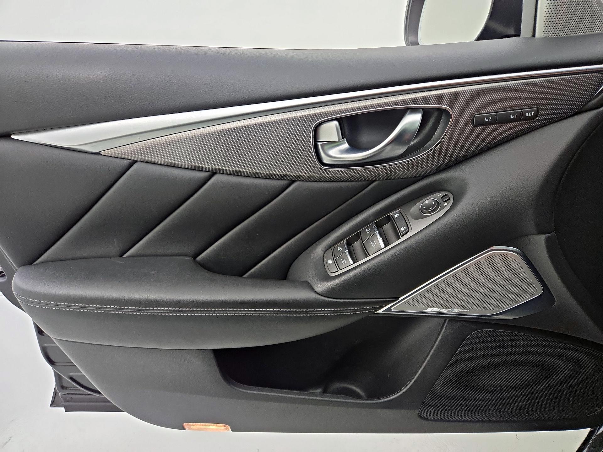 Thumbnail: 2017 INFINITI Q50 - 12