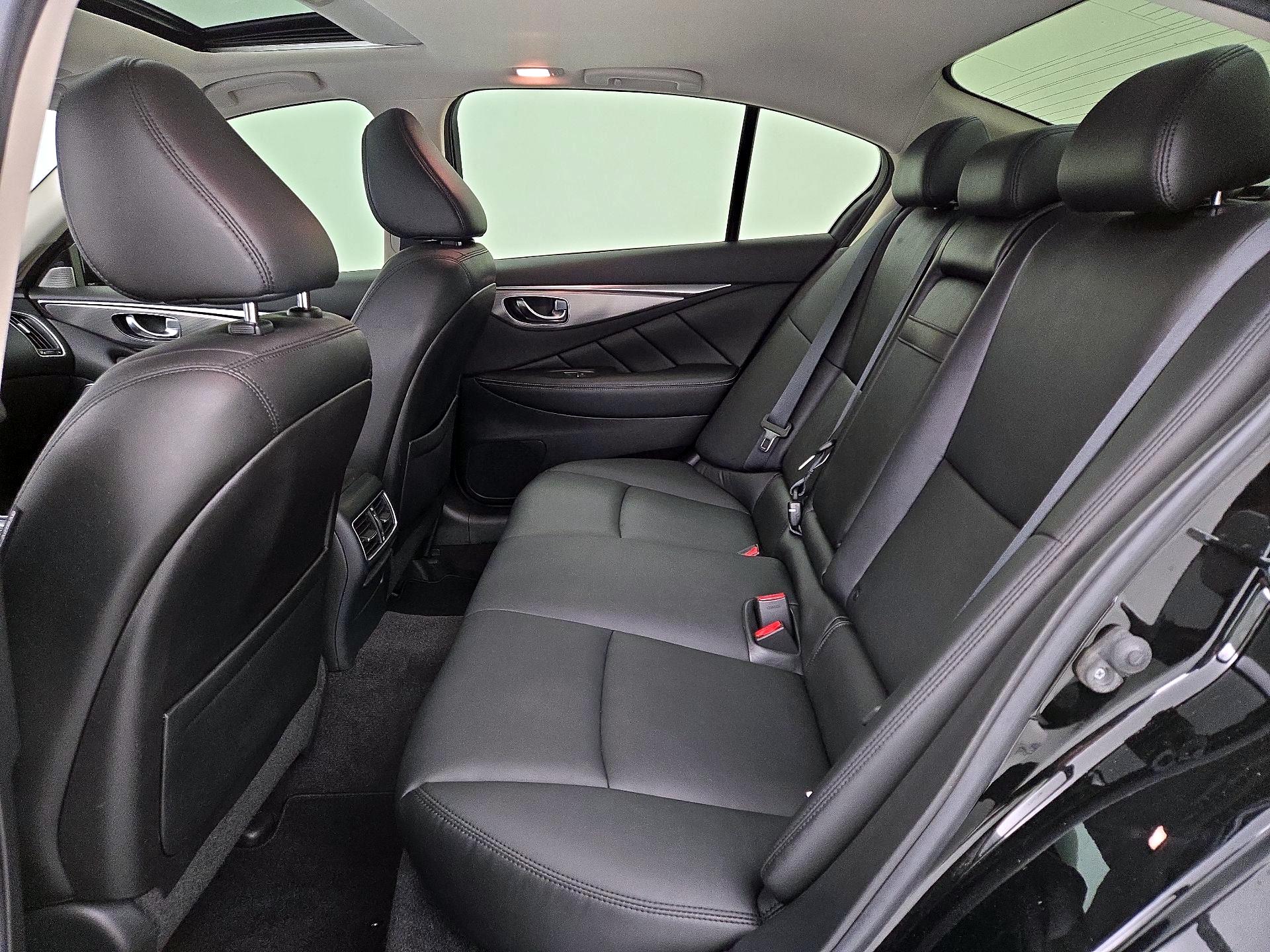 Thumbnail: 2017 INFINITI Q50 - 20