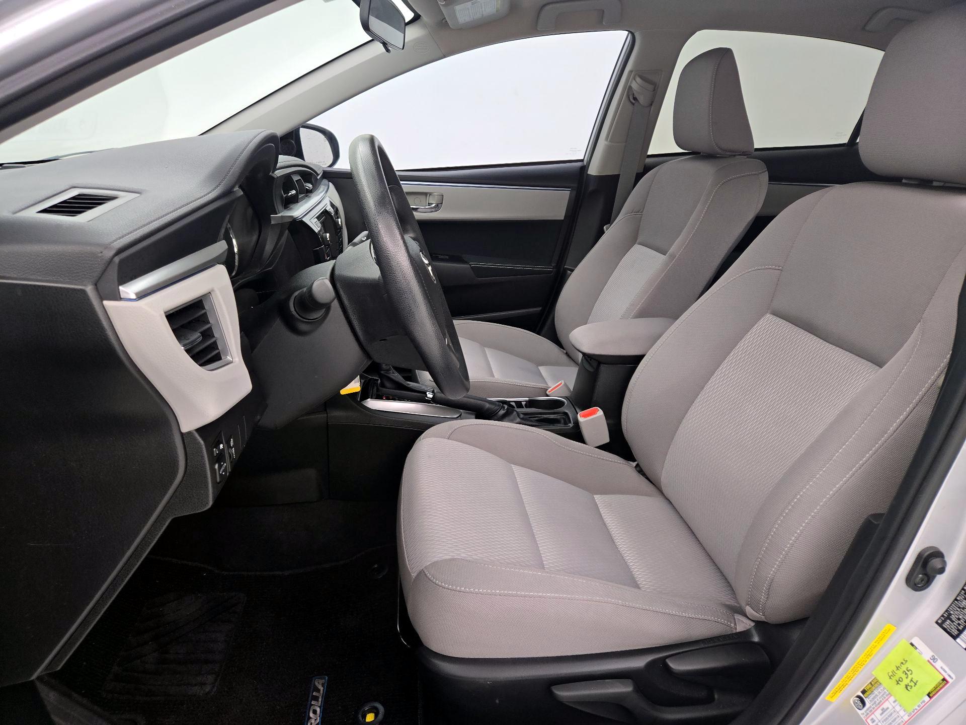 Thumbnail: 2015 Toyota Corolla - 11