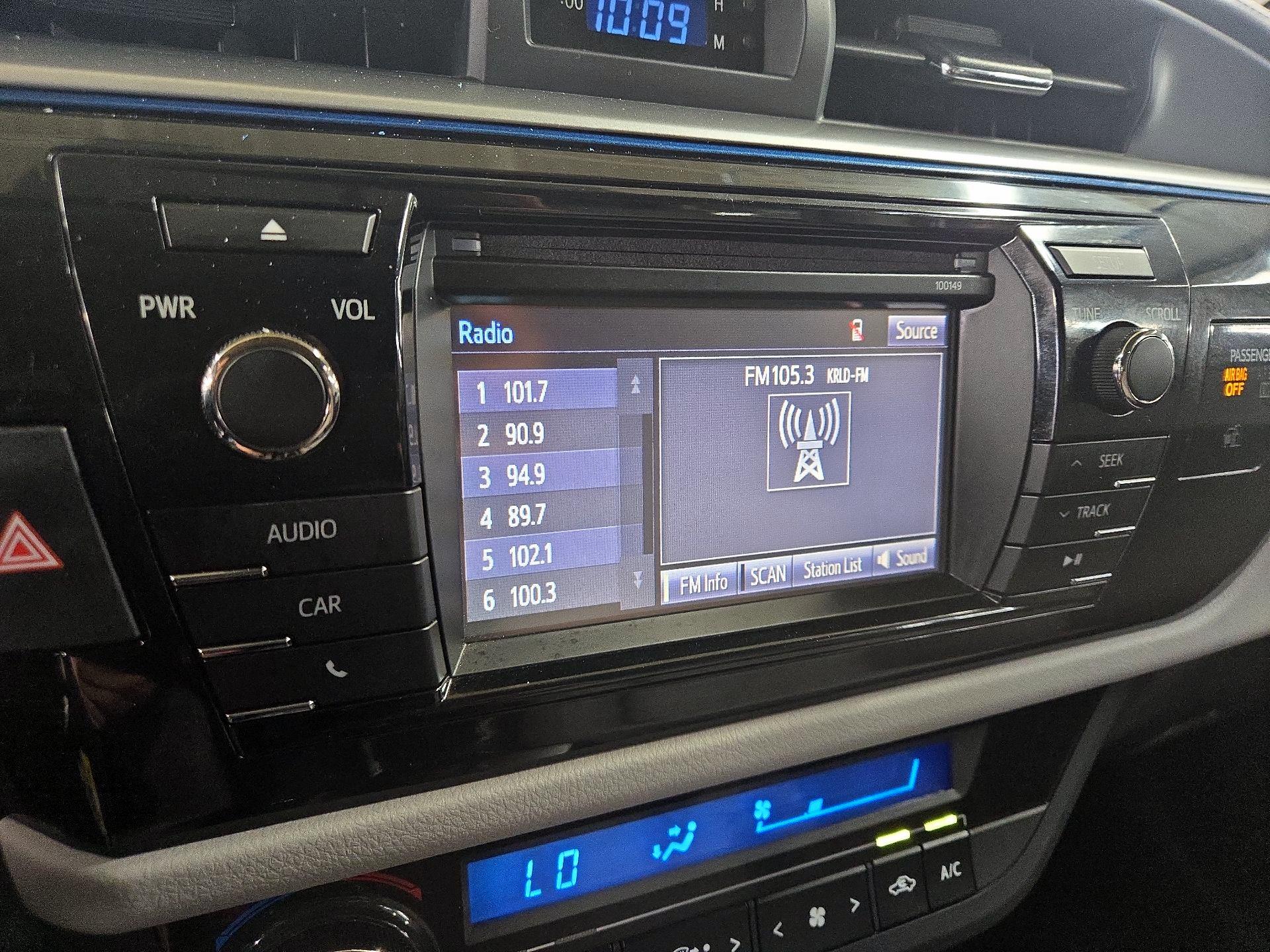 Thumbnail: 2015 Toyota Corolla - 14