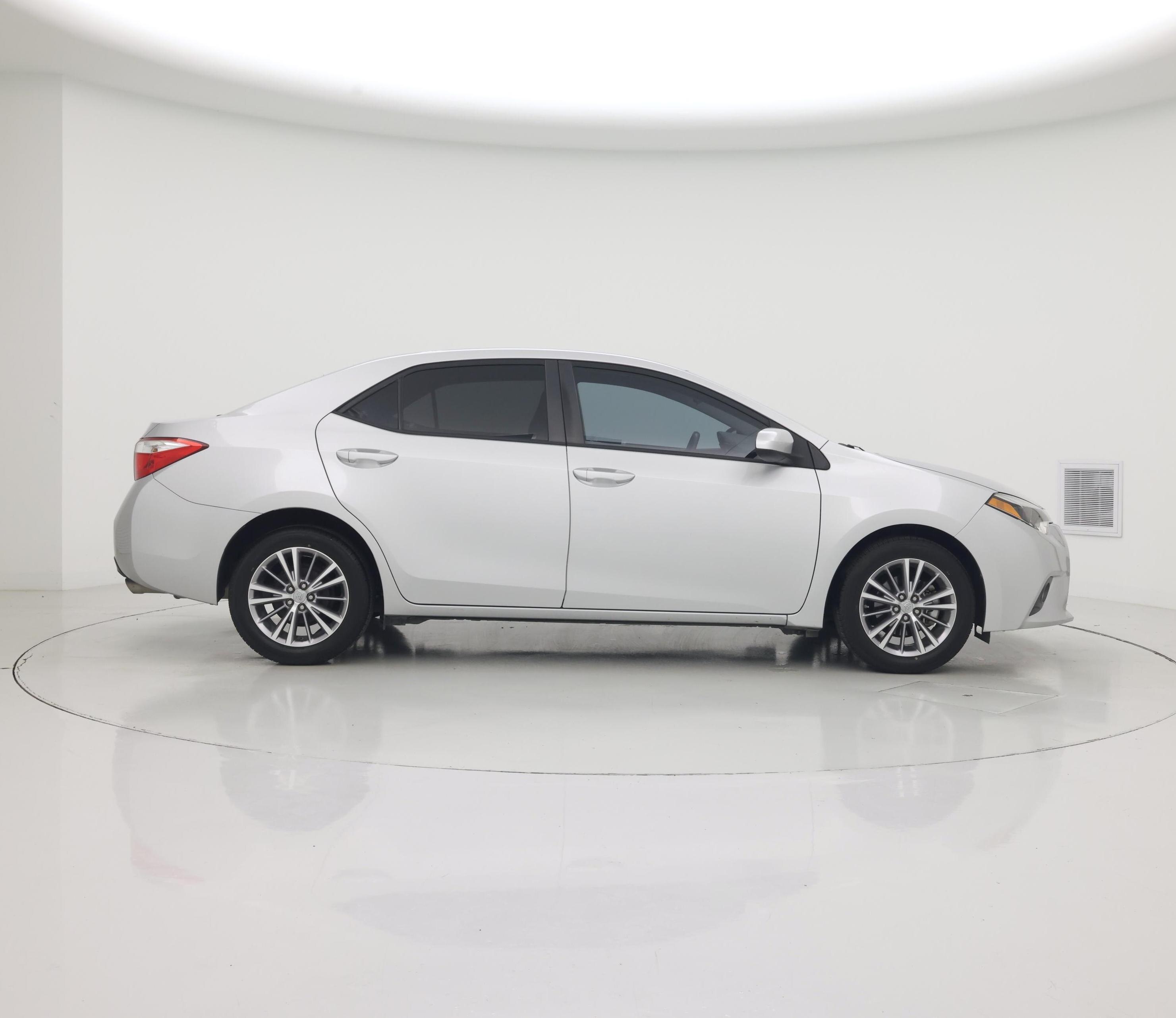 Thumbnail: 2015 Toyota Corolla - 7