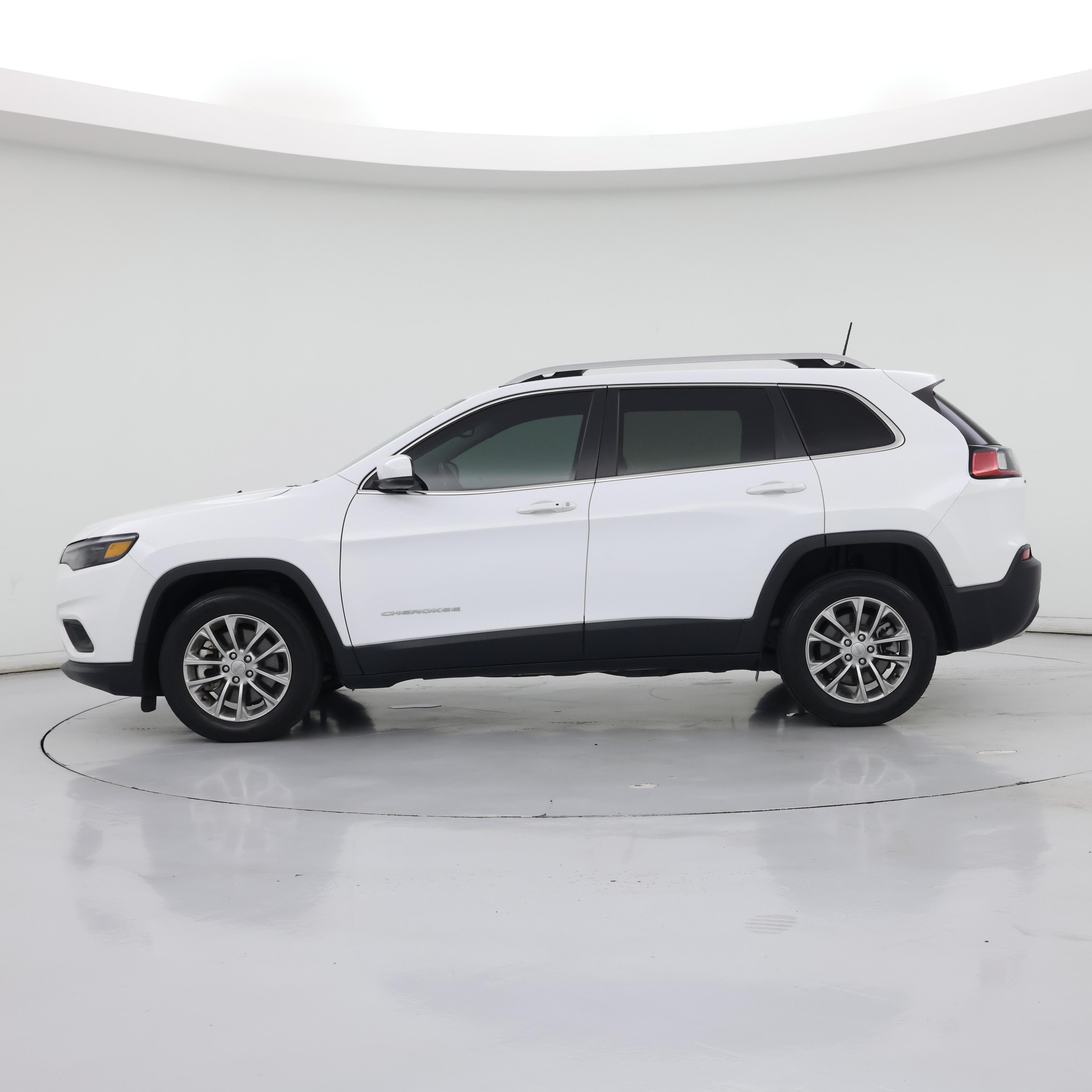 Thumbnail: 2021 Jeep Cherokee - 3