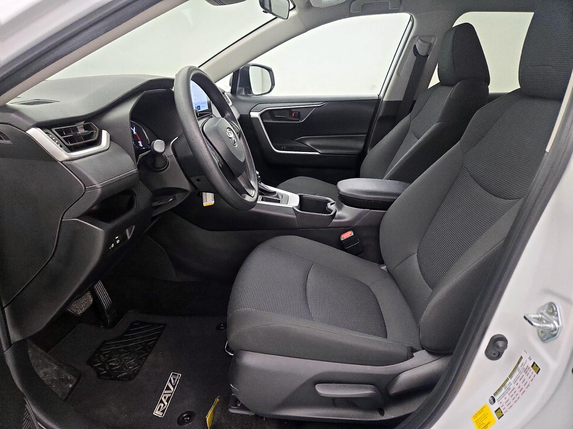 Thumbnail: 2024 Toyota RAV4 - 11