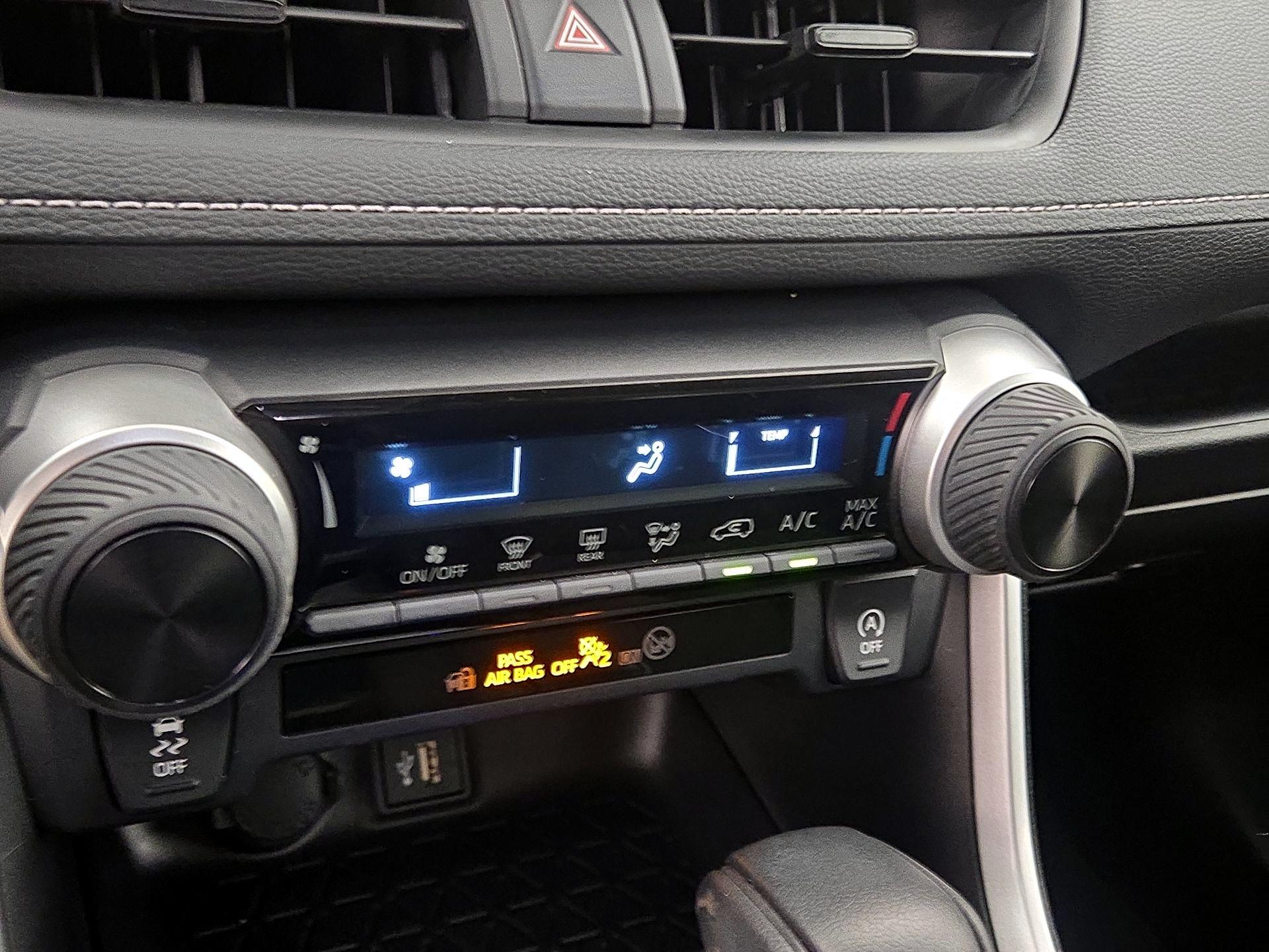 Thumbnail: 2024 Toyota RAV4 - 16