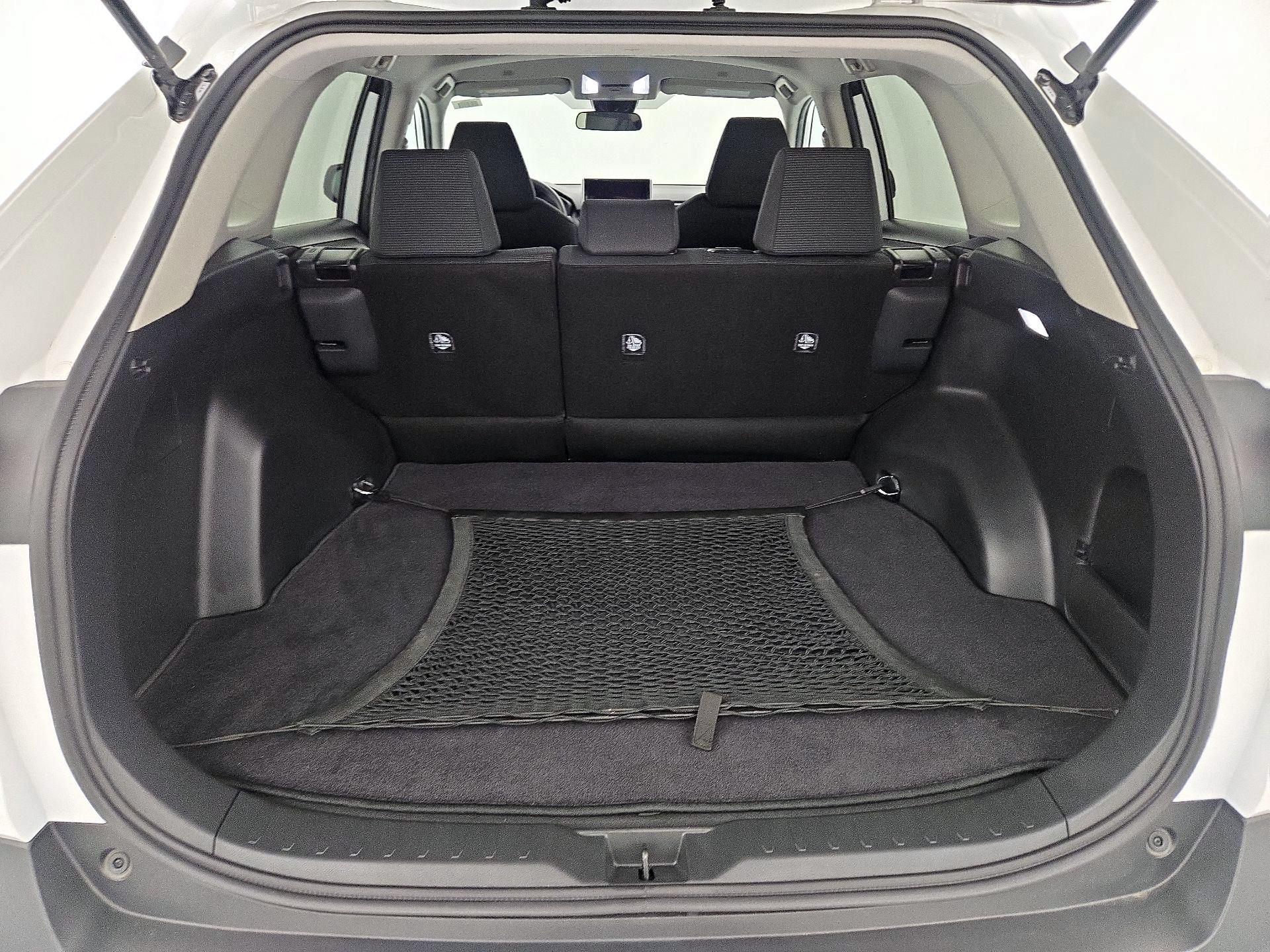 Thumbnail: 2024 Toyota RAV4 - 20