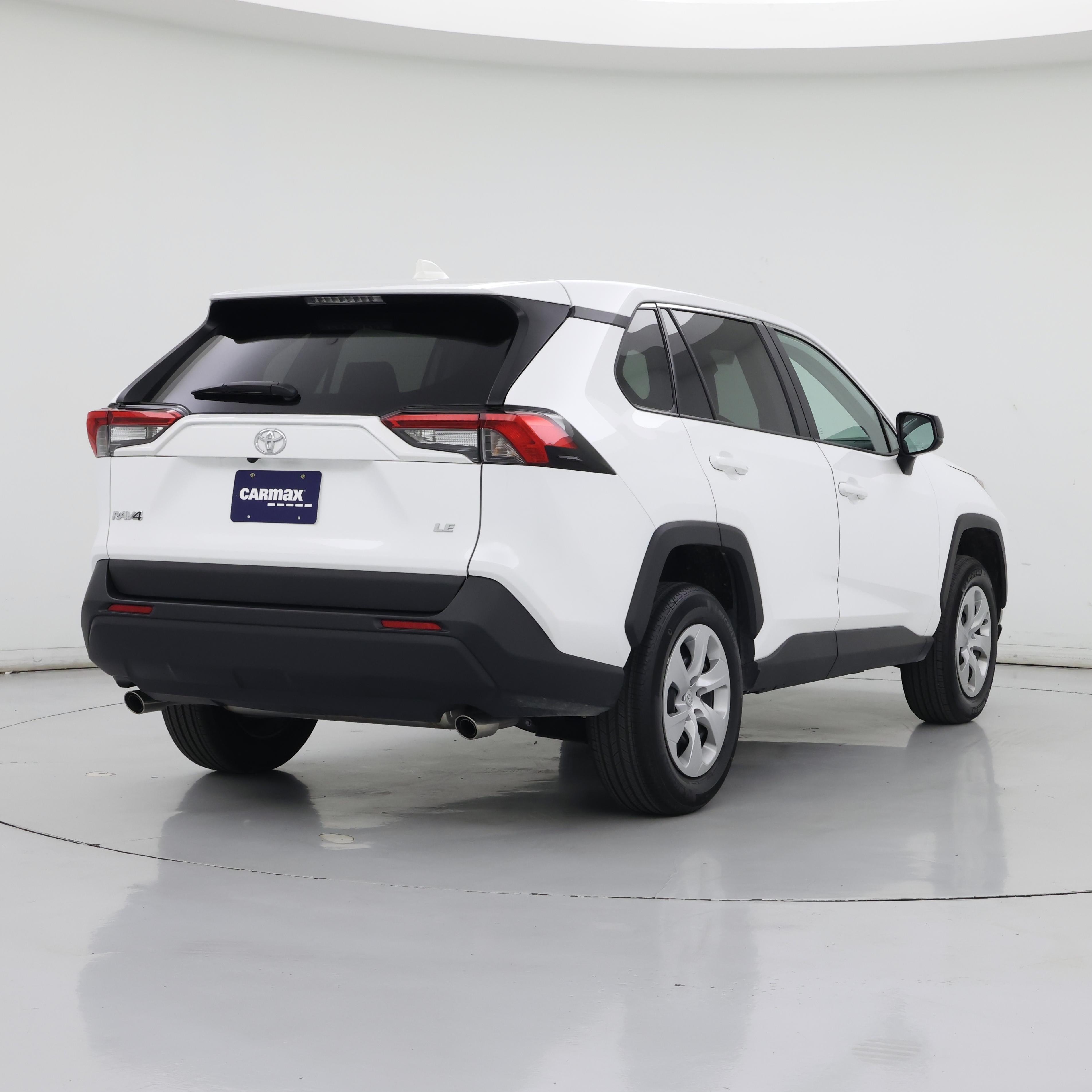 Thumbnail: 2024 Toyota RAV4 - 8