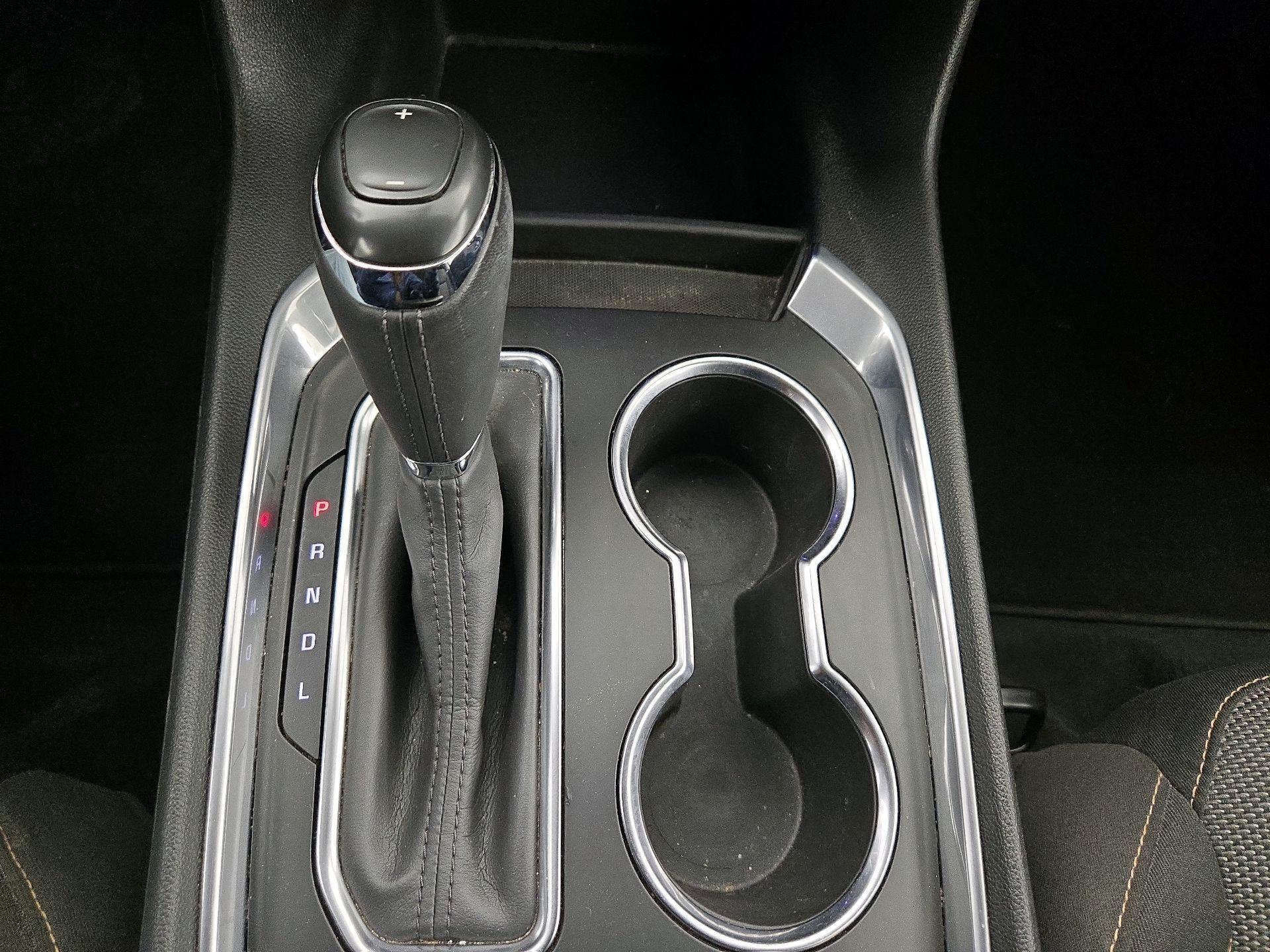 Thumbnail: 2020 Chevrolet Traverse - 17