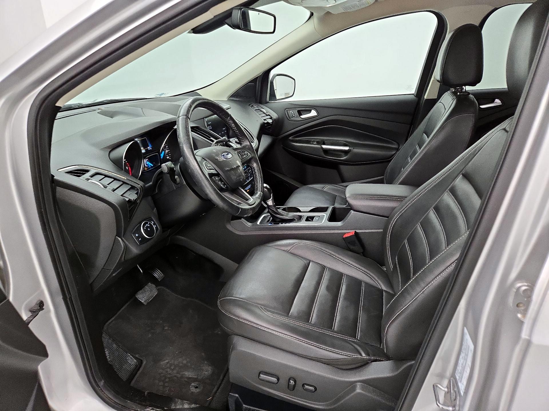 Thumbnail: 2017 Ford Escape - 11