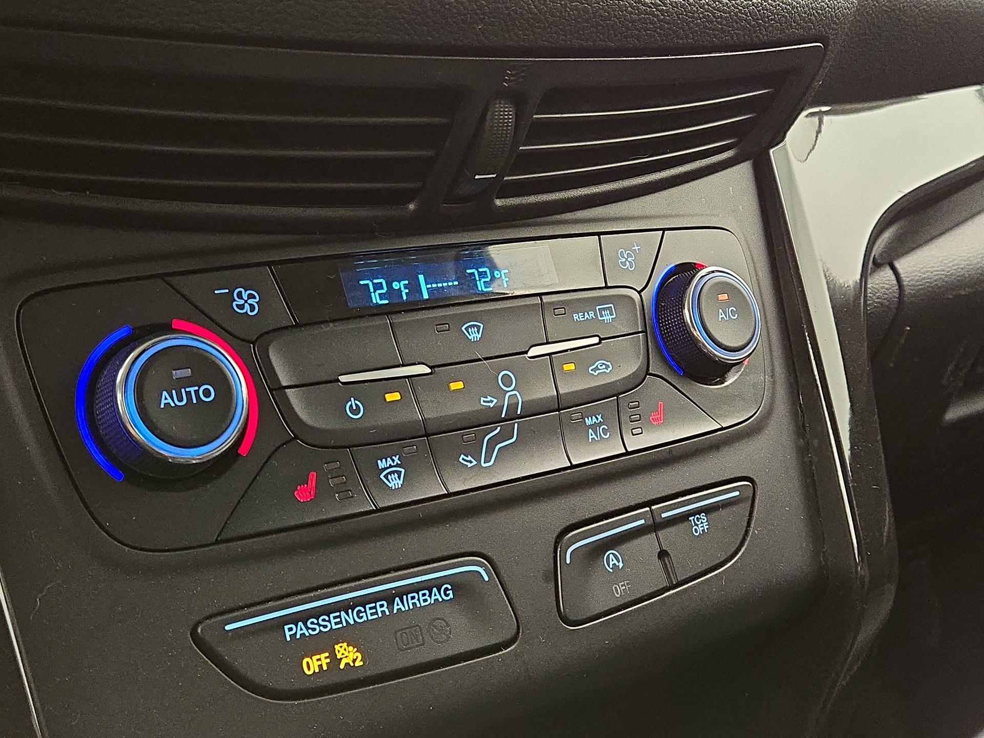 Thumbnail: 2017 Ford Escape - 16