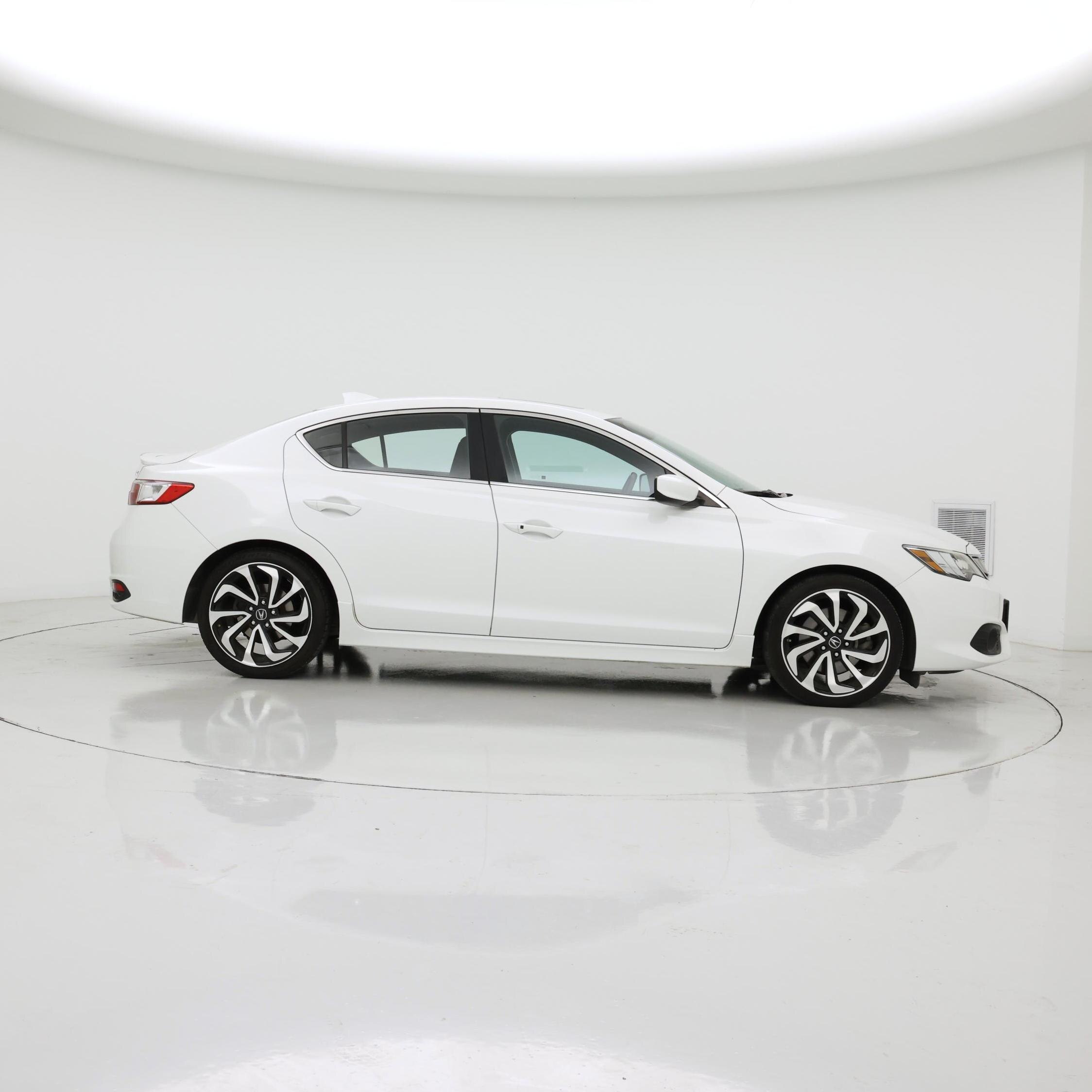 Thumbnail: 2017 Acura ILX - 7