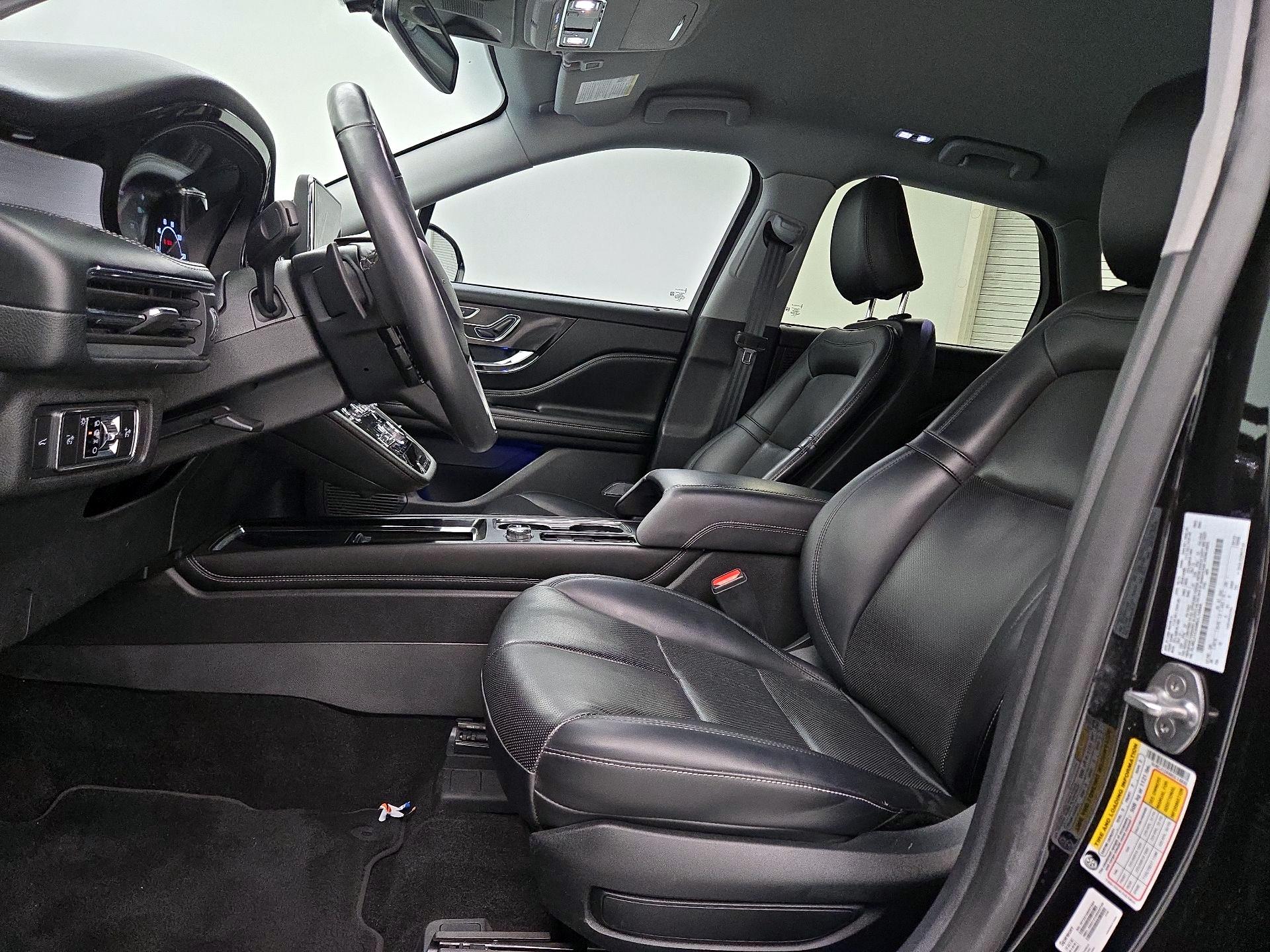 Thumbnail: 2021 Lincoln Corsair - 11