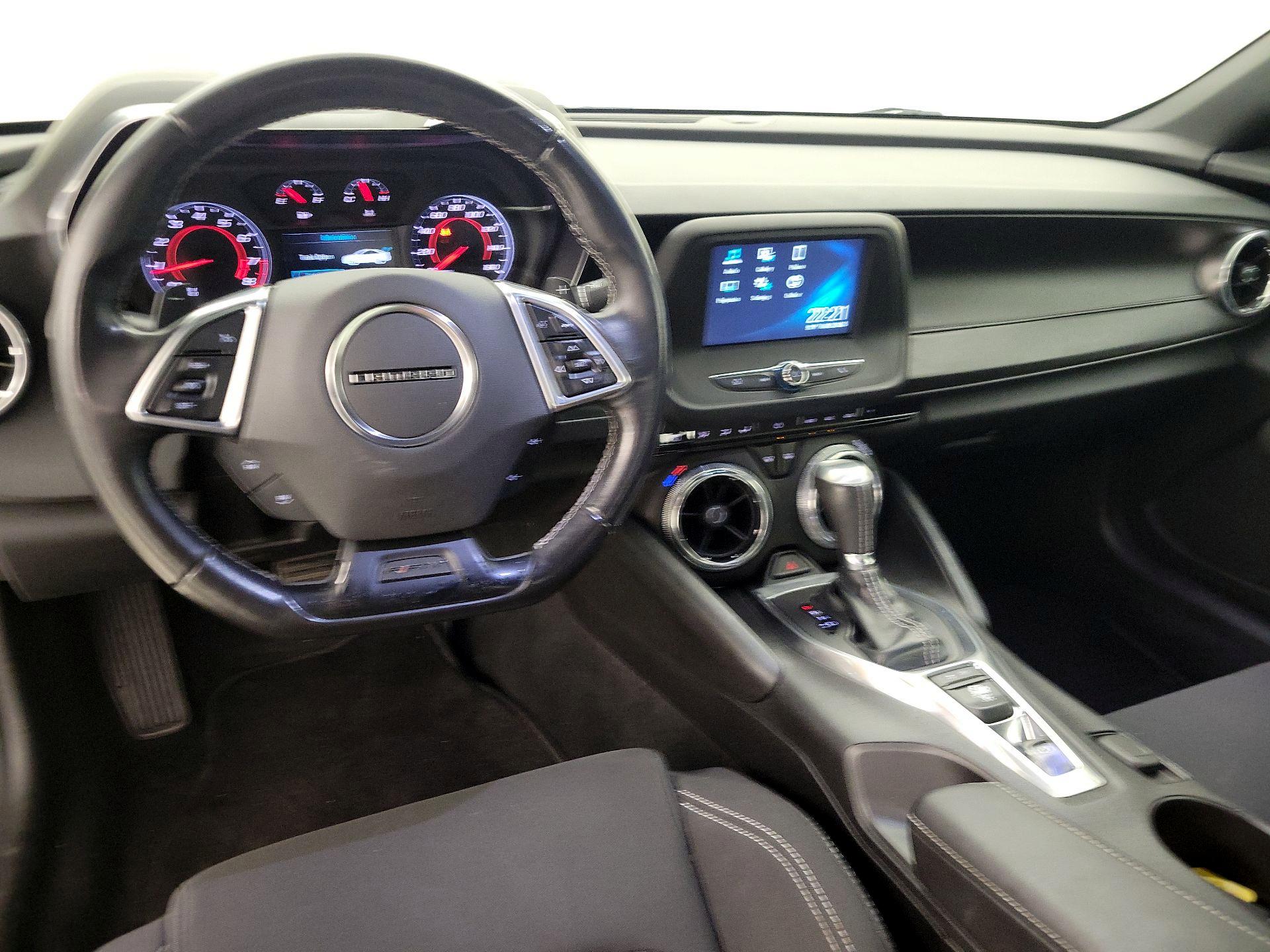 Thumbnail: 2017 Chevrolet Camaro - 9
