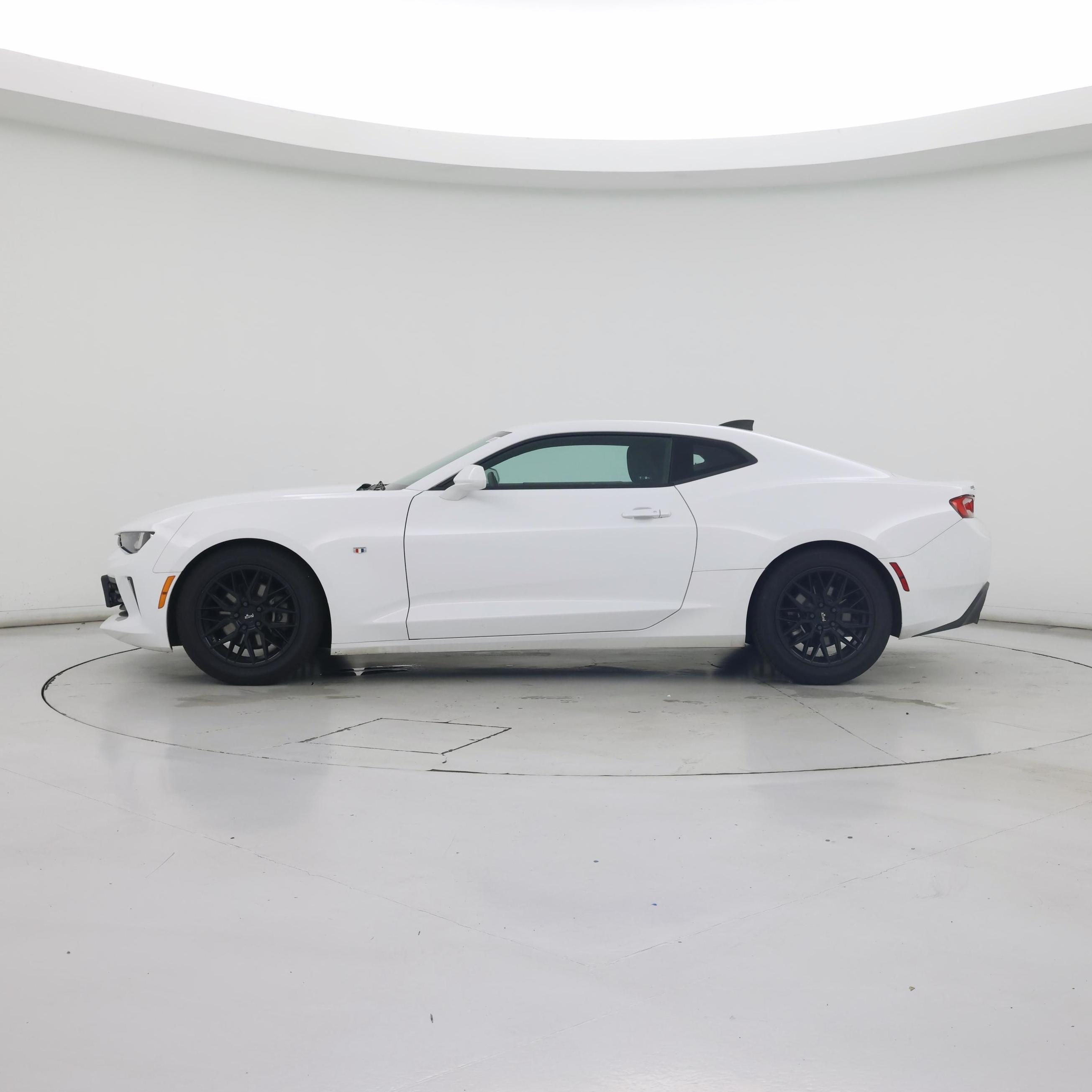 Thumbnail: 2017 Chevrolet Camaro - 3