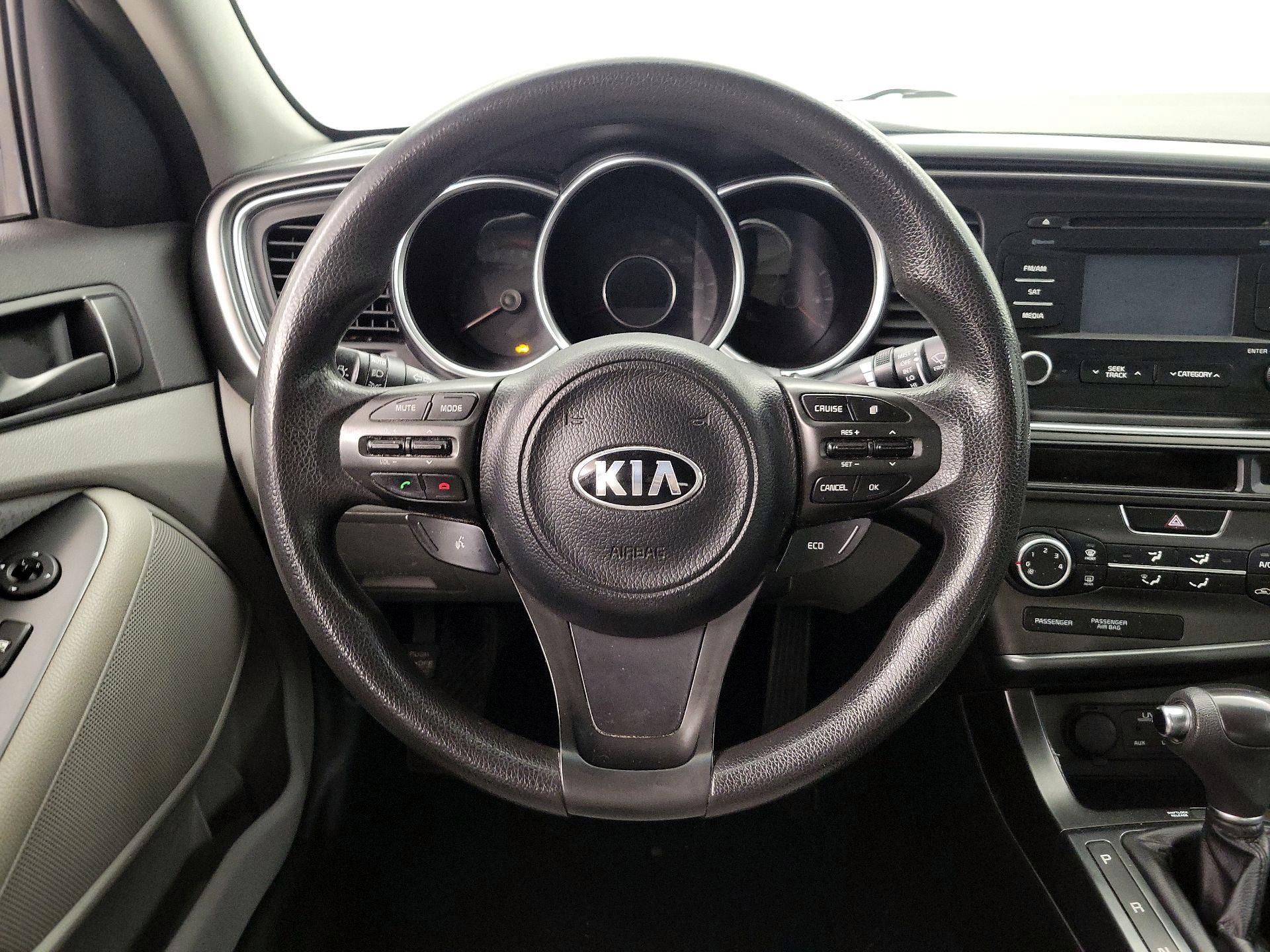 Thumbnail: 2014 Kia Optima - 10