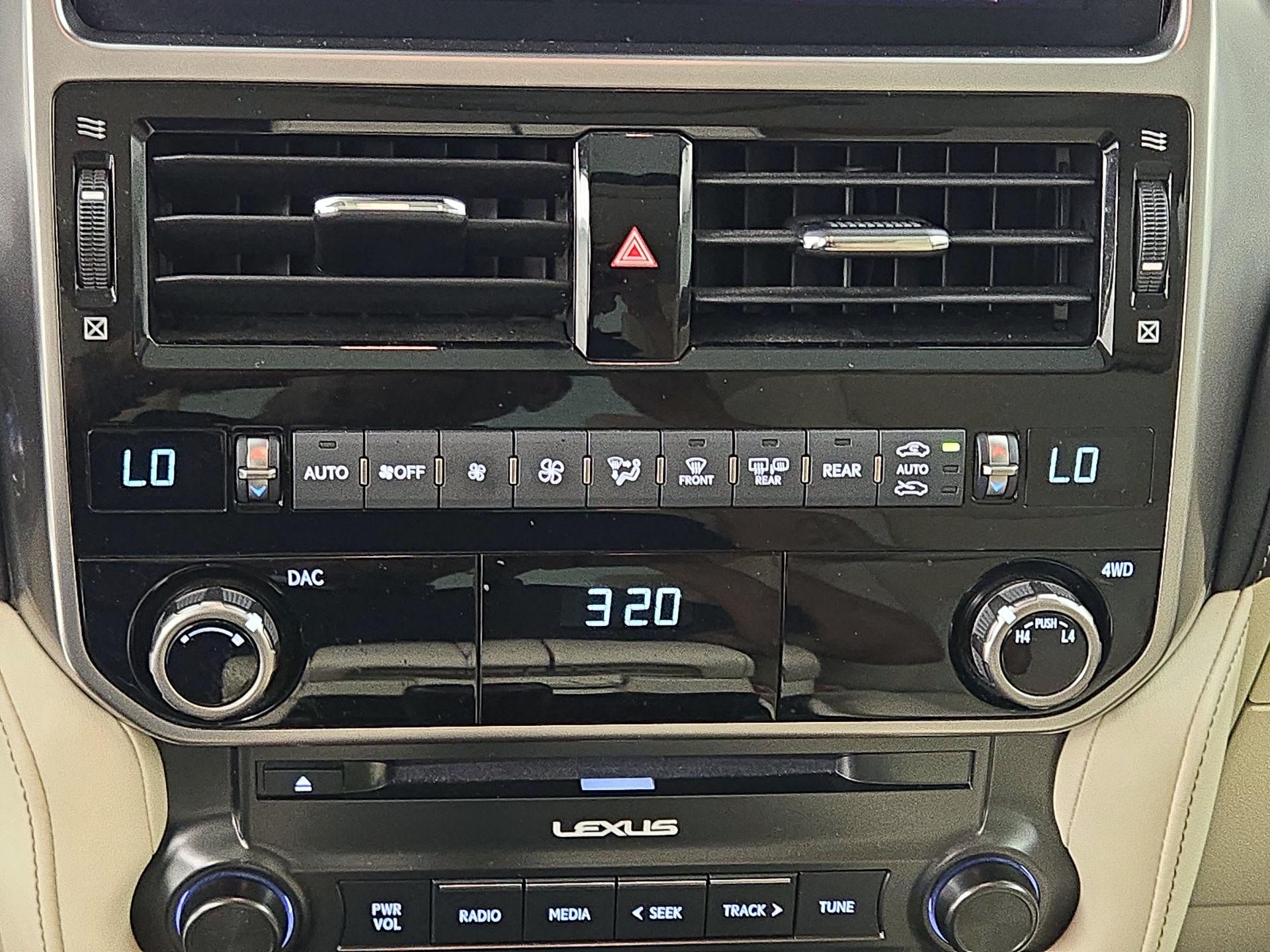 Thumbnail: 2023 Lexus GX - 17