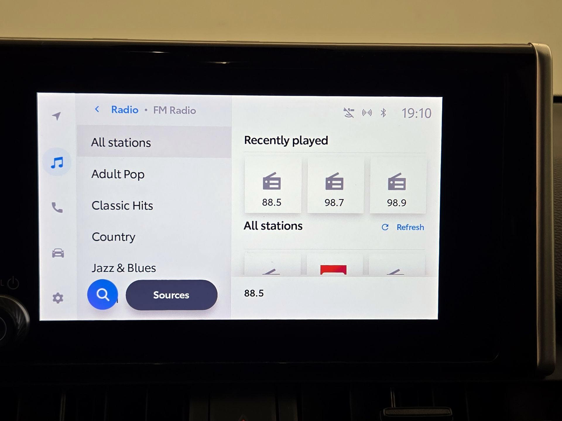 Thumbnail: 2023 Toyota RAV4 - 15