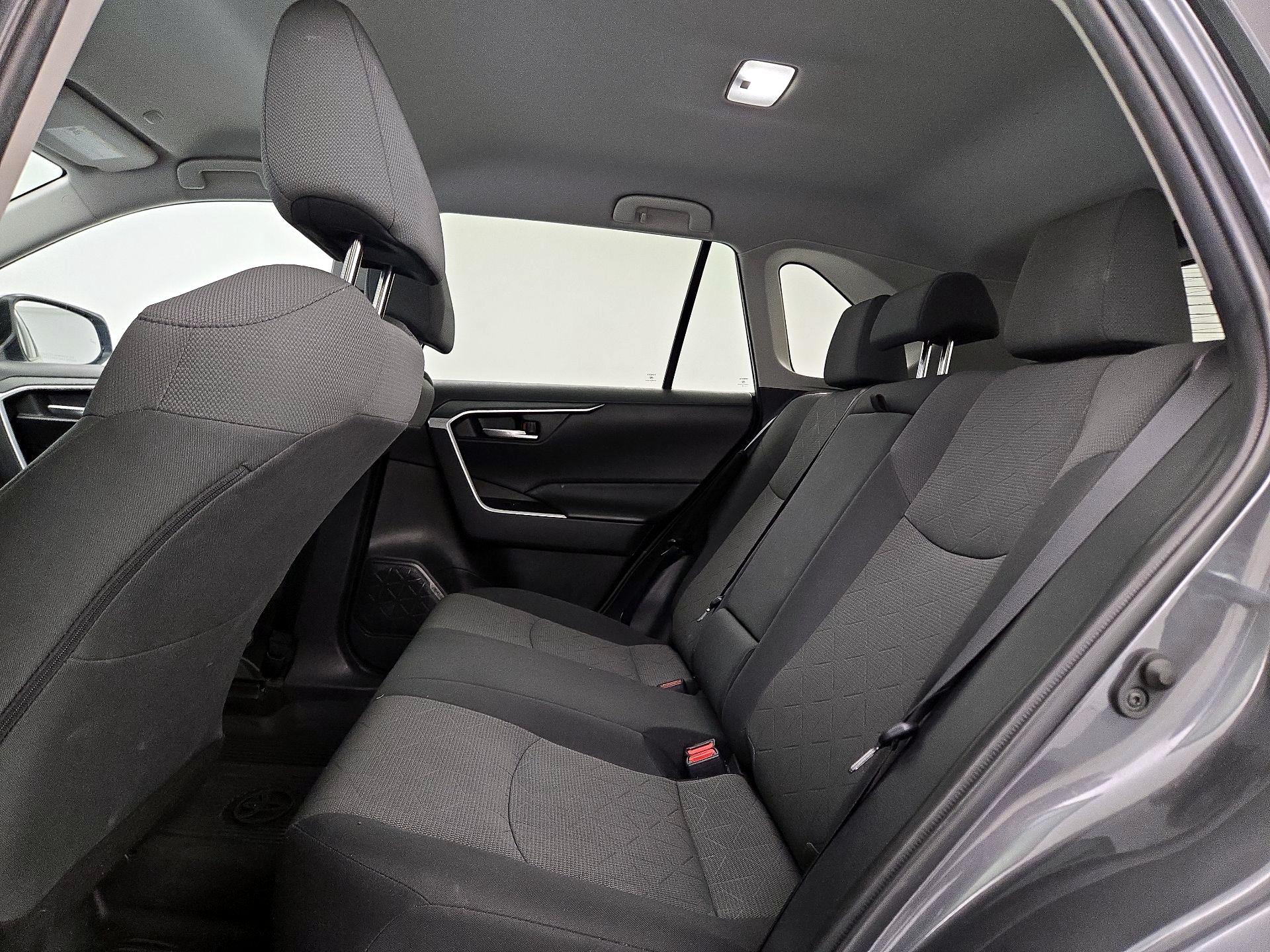 Thumbnail: 2023 Toyota RAV4 - 19