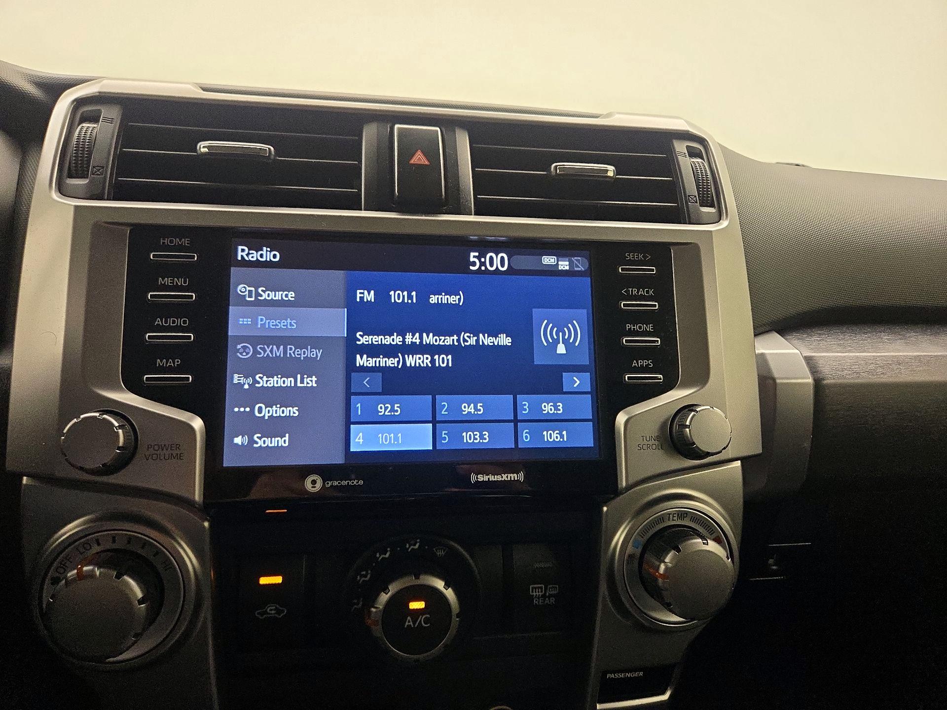 Thumbnail: 2023 Toyota 4Runner - 15