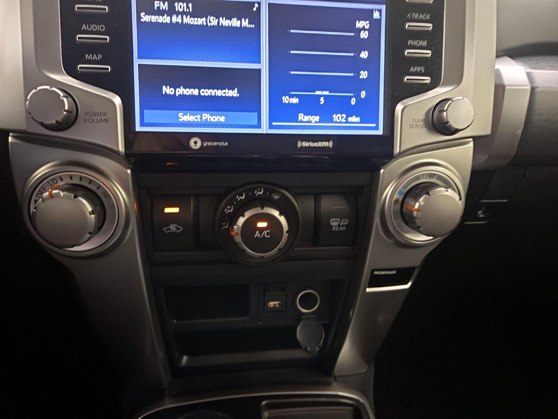 Thumbnail: 2023 Toyota 4Runner - 16