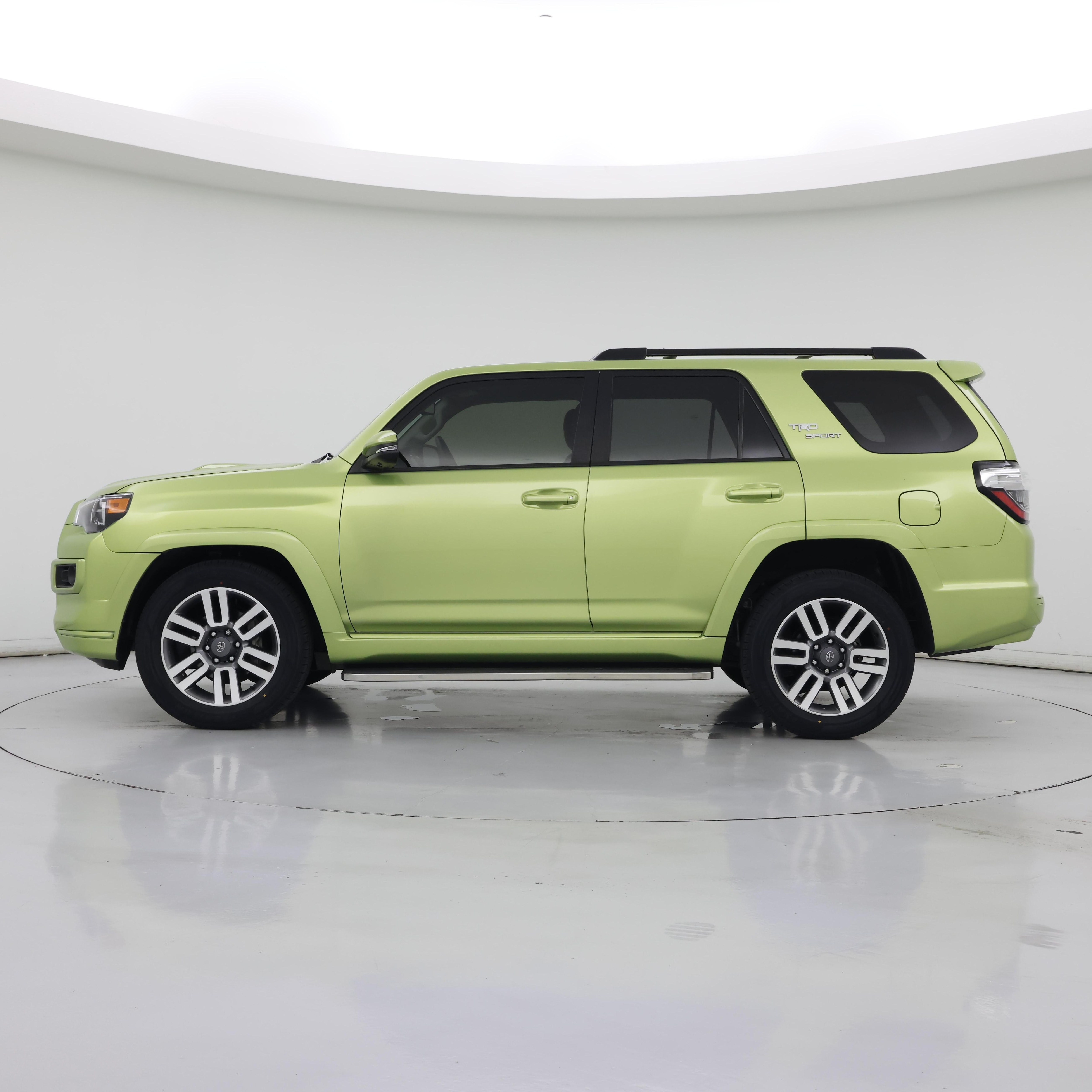 Thumbnail: 2023 Toyota 4Runner - 3