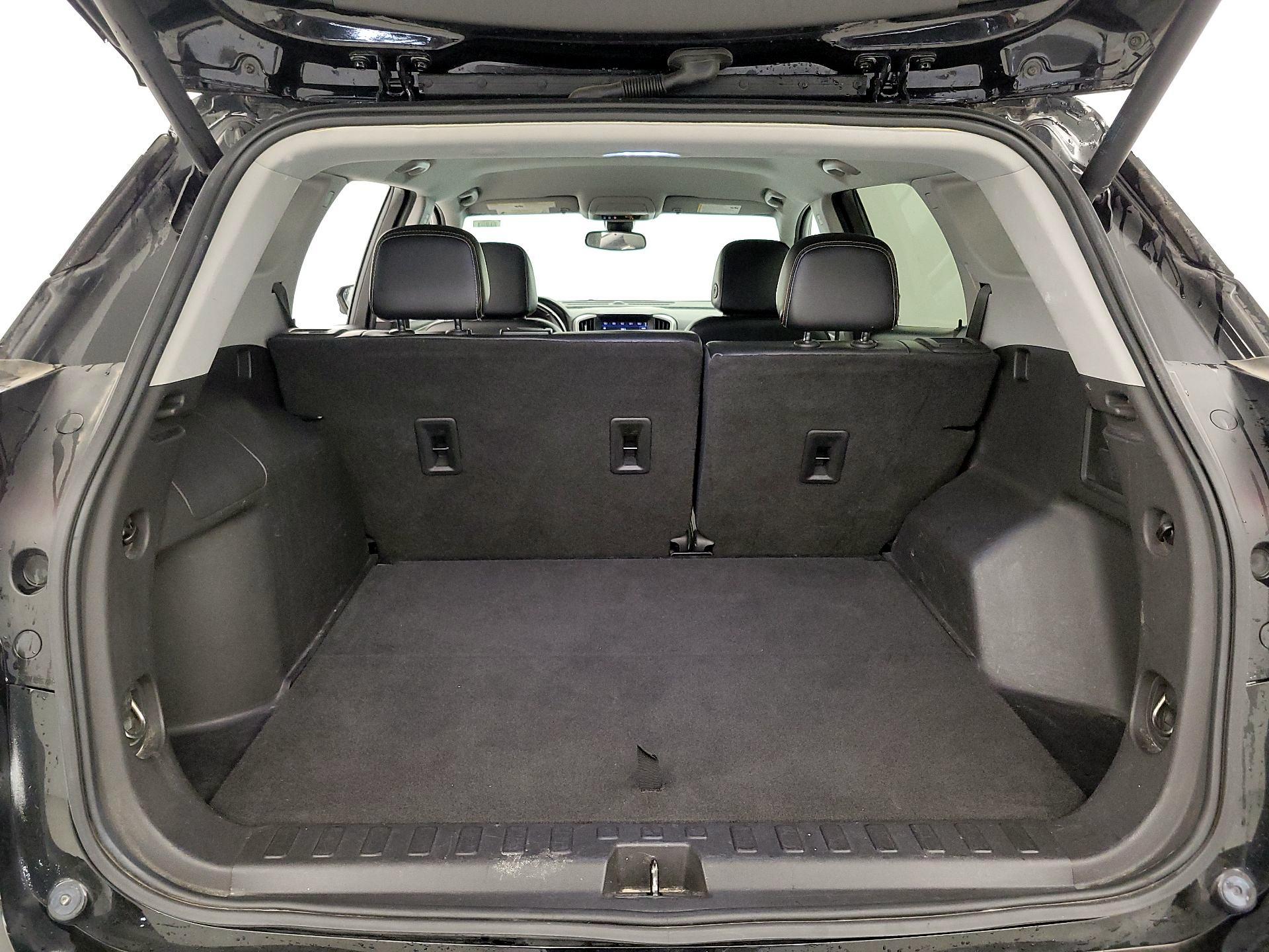 Thumbnail: 2021 GMC Terrain - 19