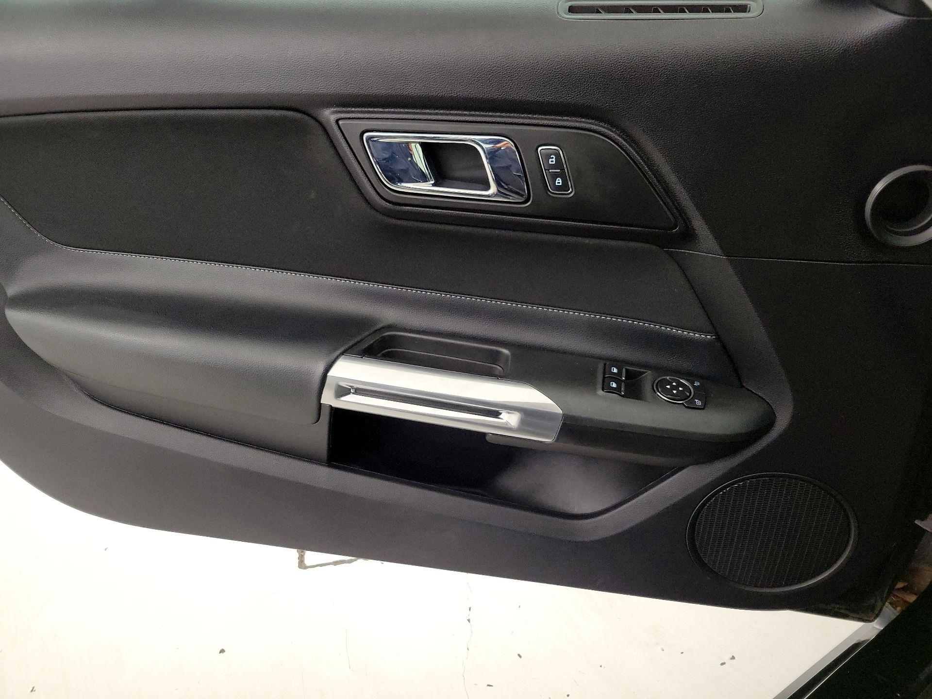 Thumbnail: 2017 Ford Mustang - 12