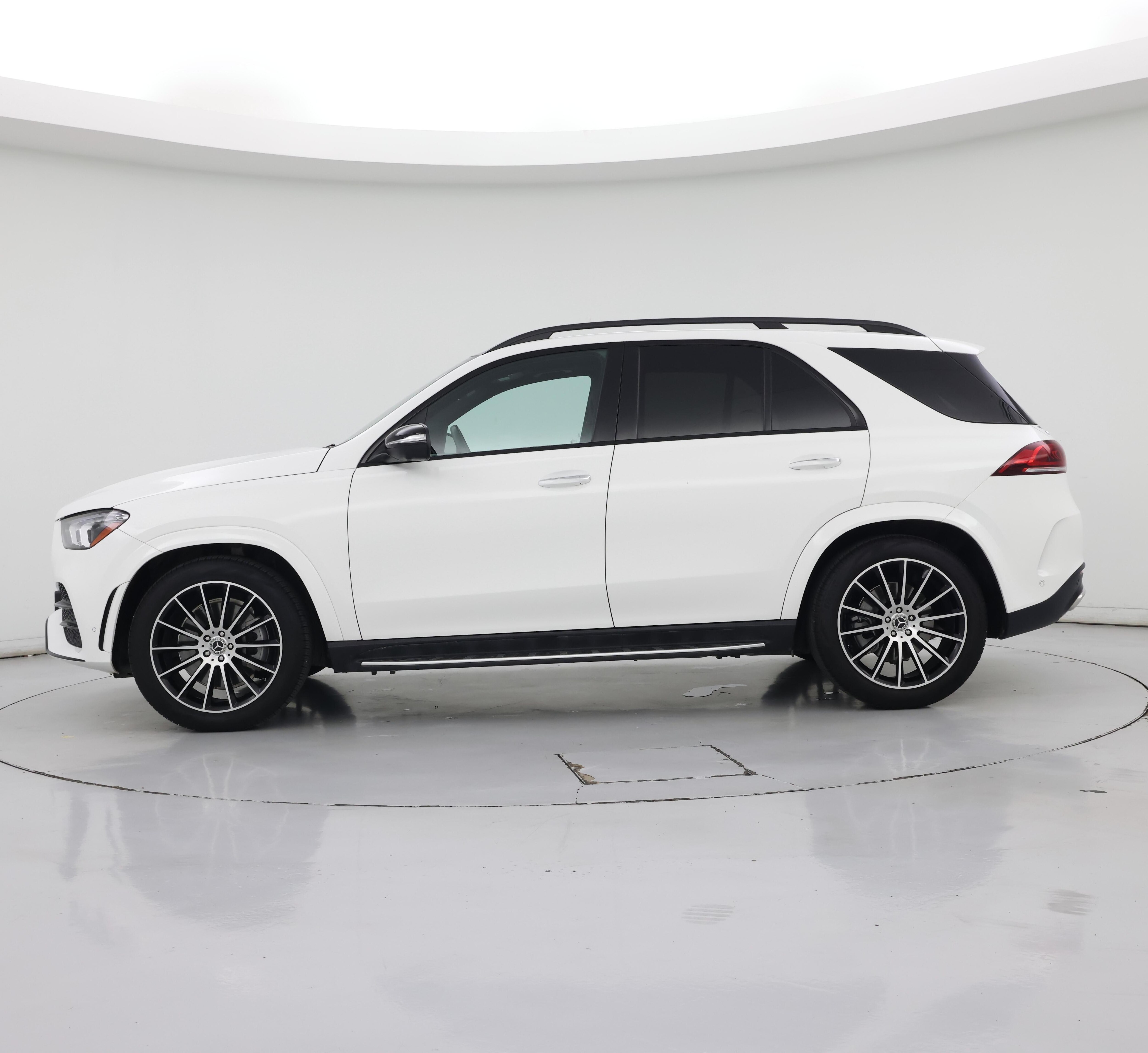 Thumbnail: 2022 Mercedes-Benz GLE - 3