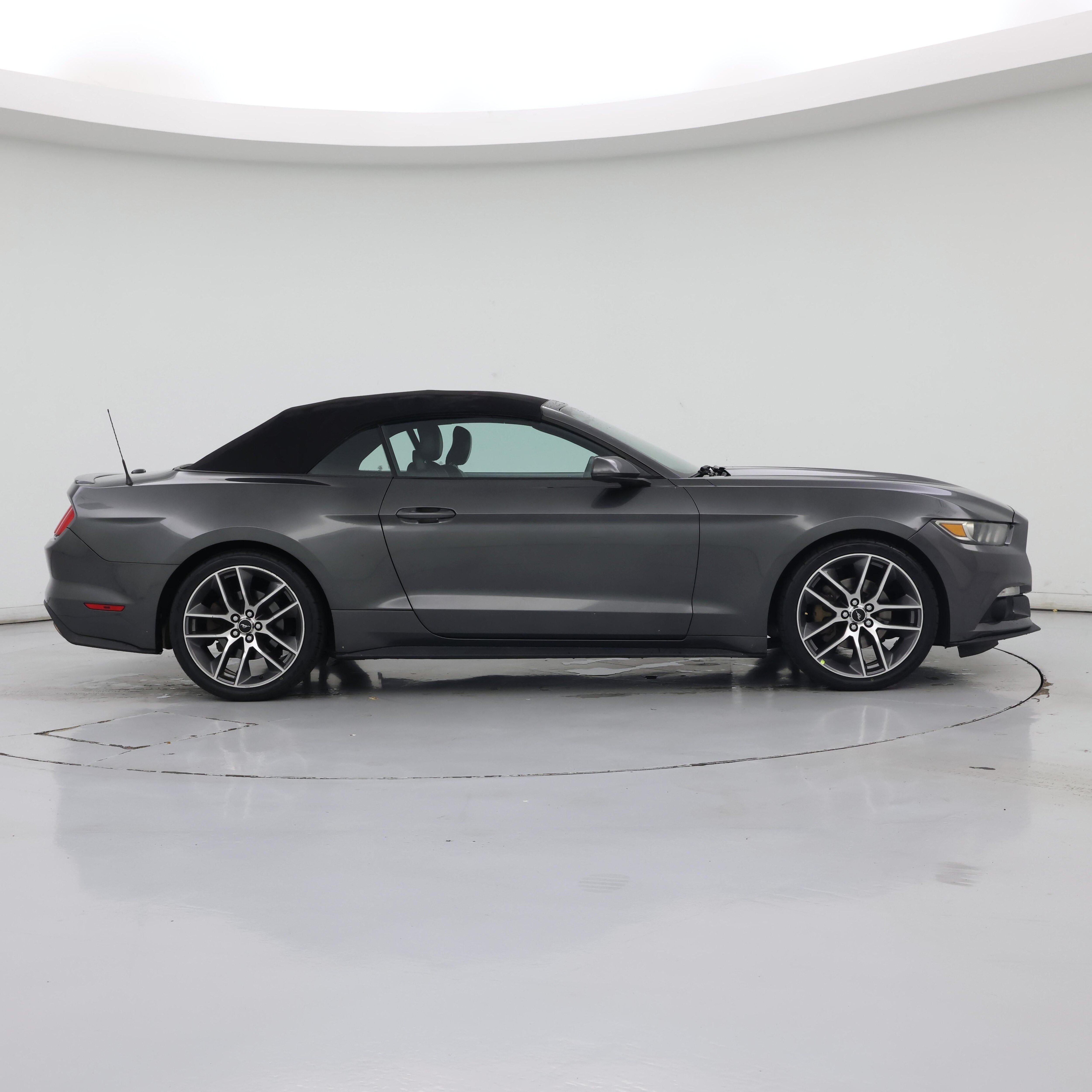 Thumbnail: 2016 Ford Mustang - 7