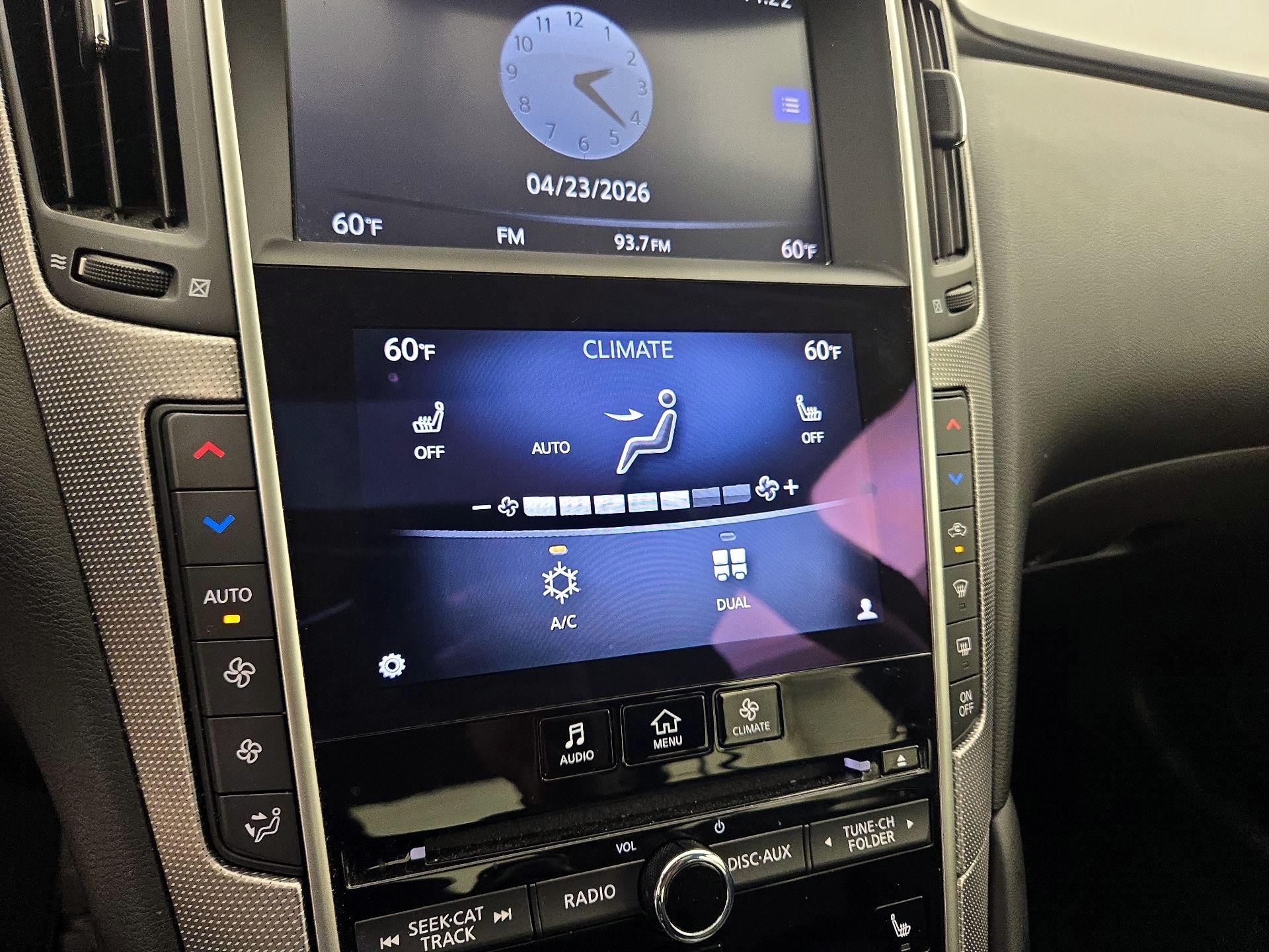 Thumbnail: 2015 INFINITI Q50 - 16