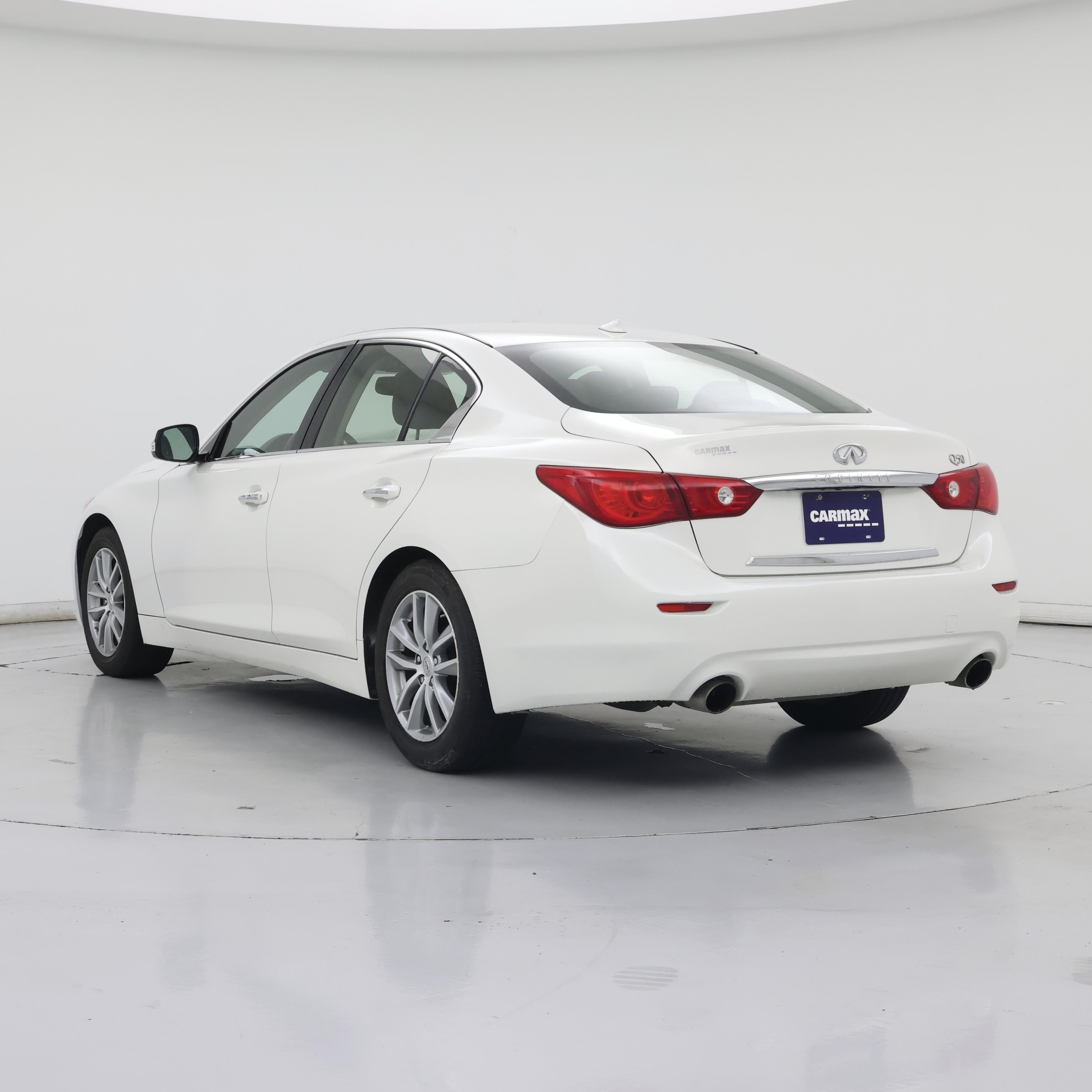 Thumbnail: 2015 INFINITI Q50 - 2