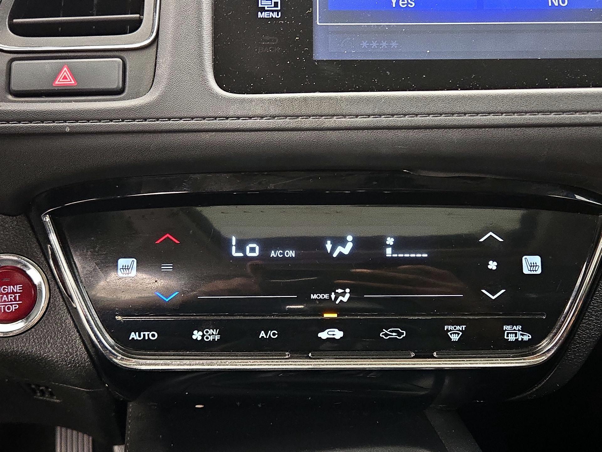 Thumbnail: 2016 Honda HR-V - 16