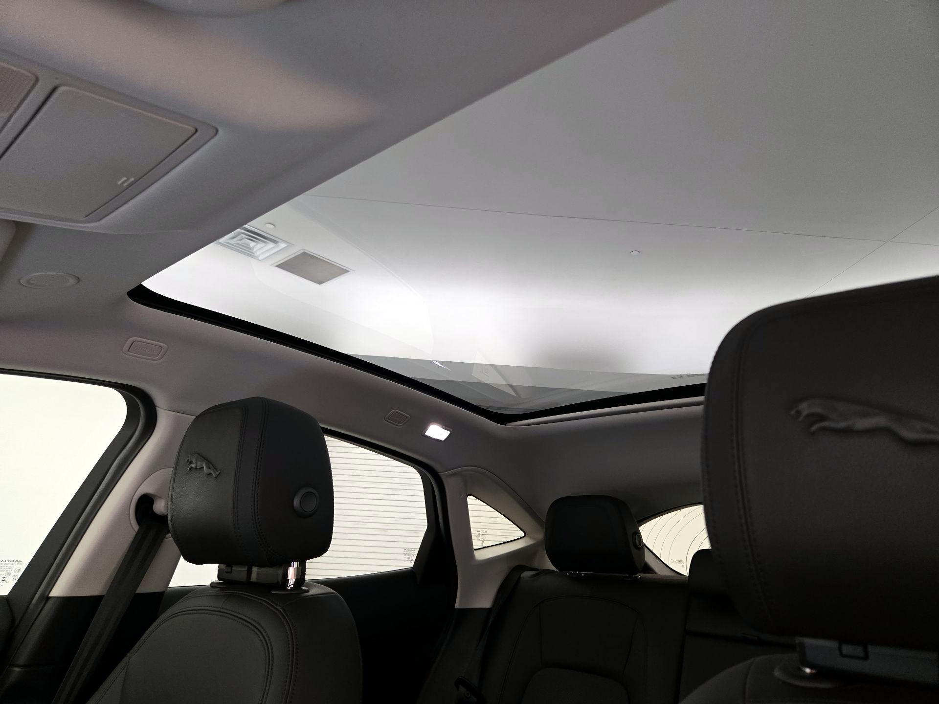 Thumbnail: 2021 Jaguar E-Pace - 20