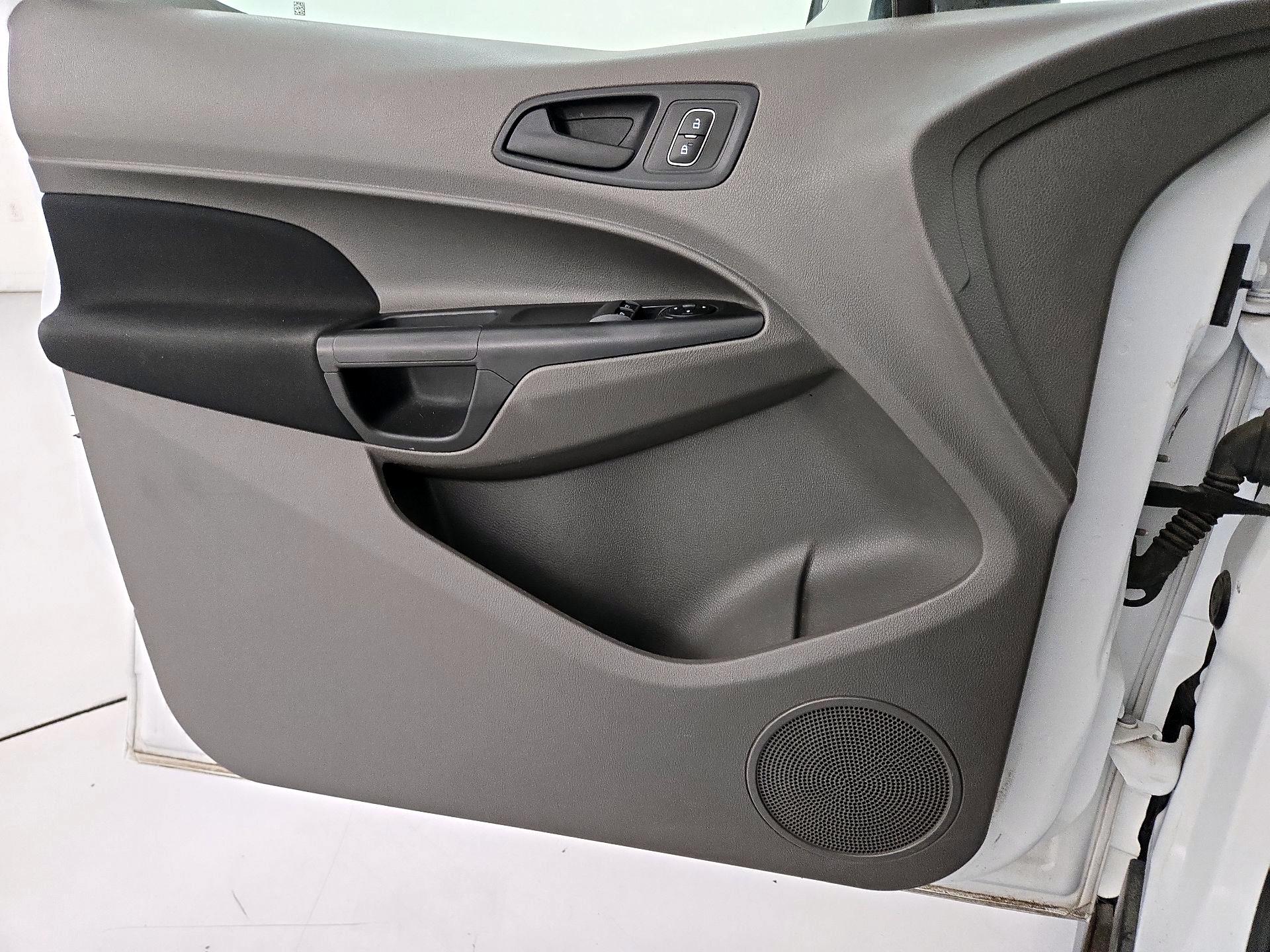 Thumbnail: 2019 Ford Transit Series - 12