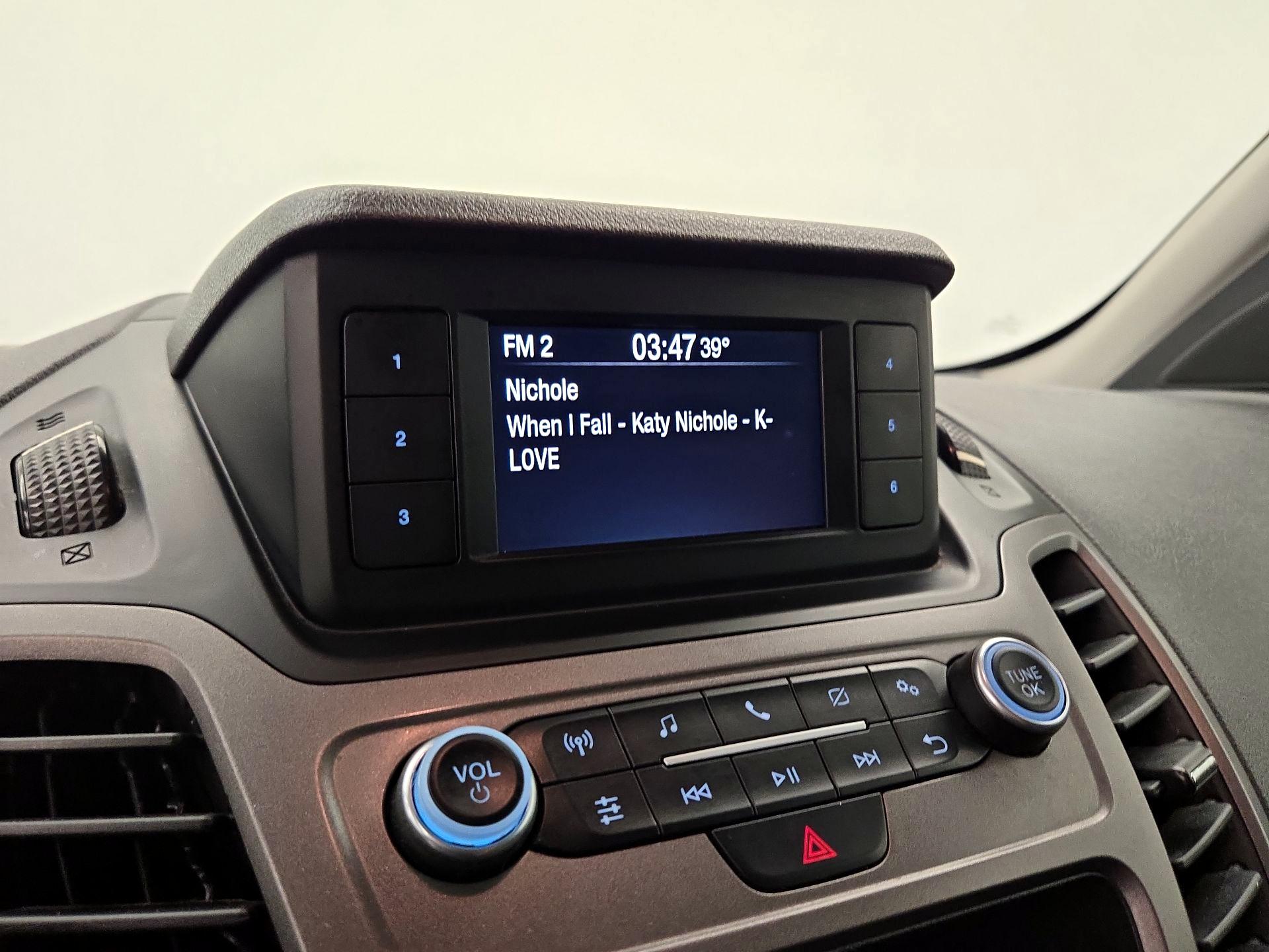 Thumbnail: 2019 Ford Transit Series - 15