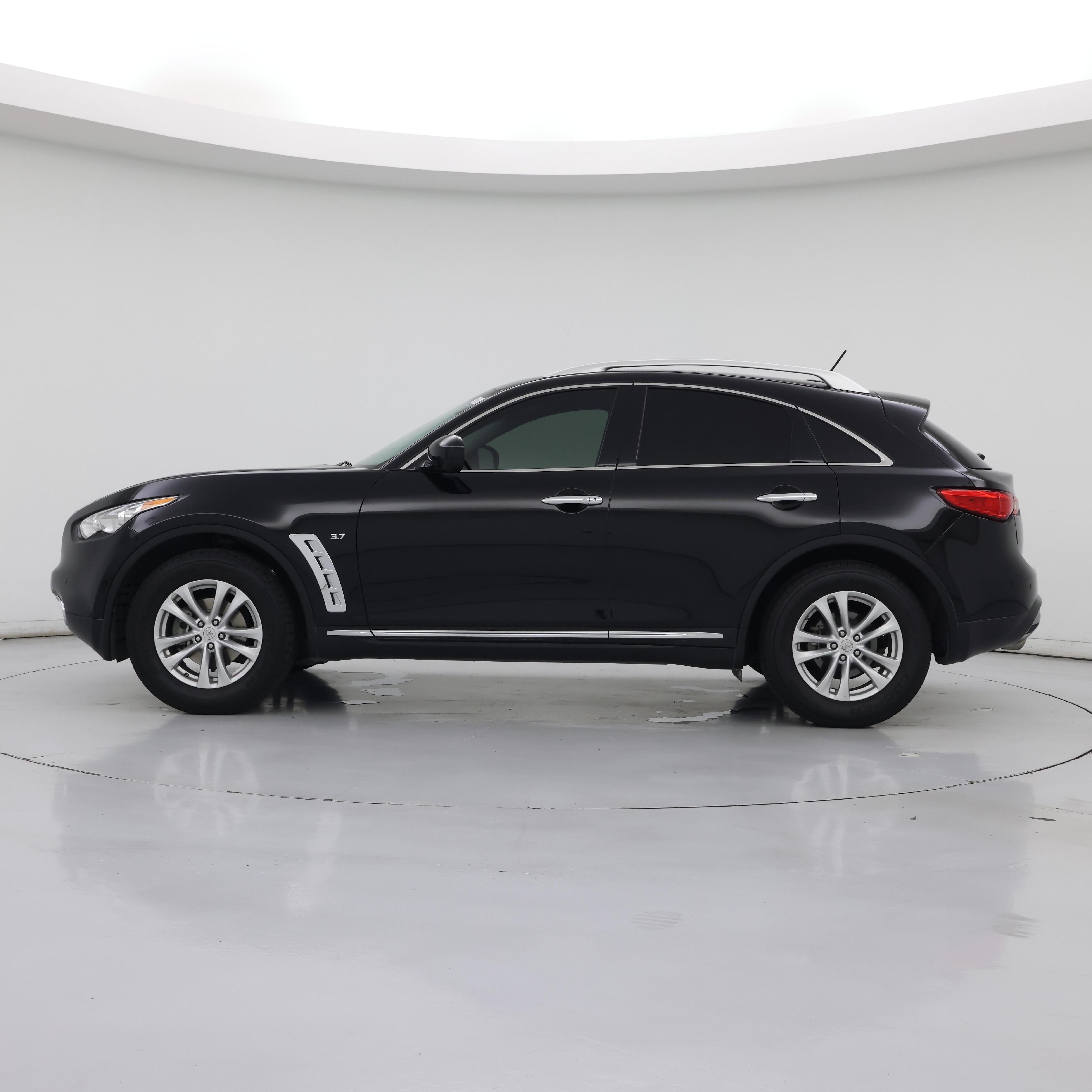 Thumbnail: 2016 INFINITI QX70 - 3