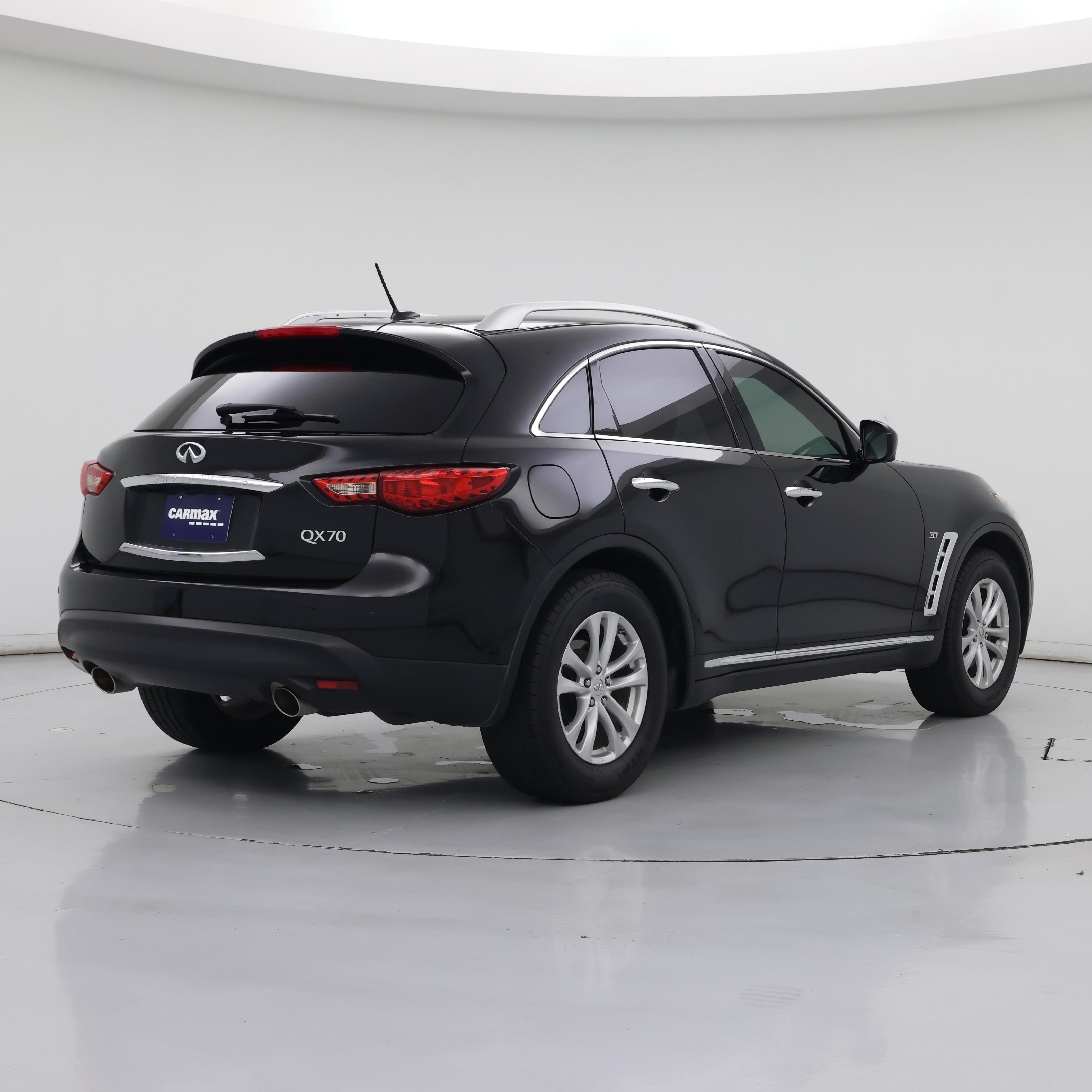 Thumbnail: 2016 INFINITI QX70 - 8