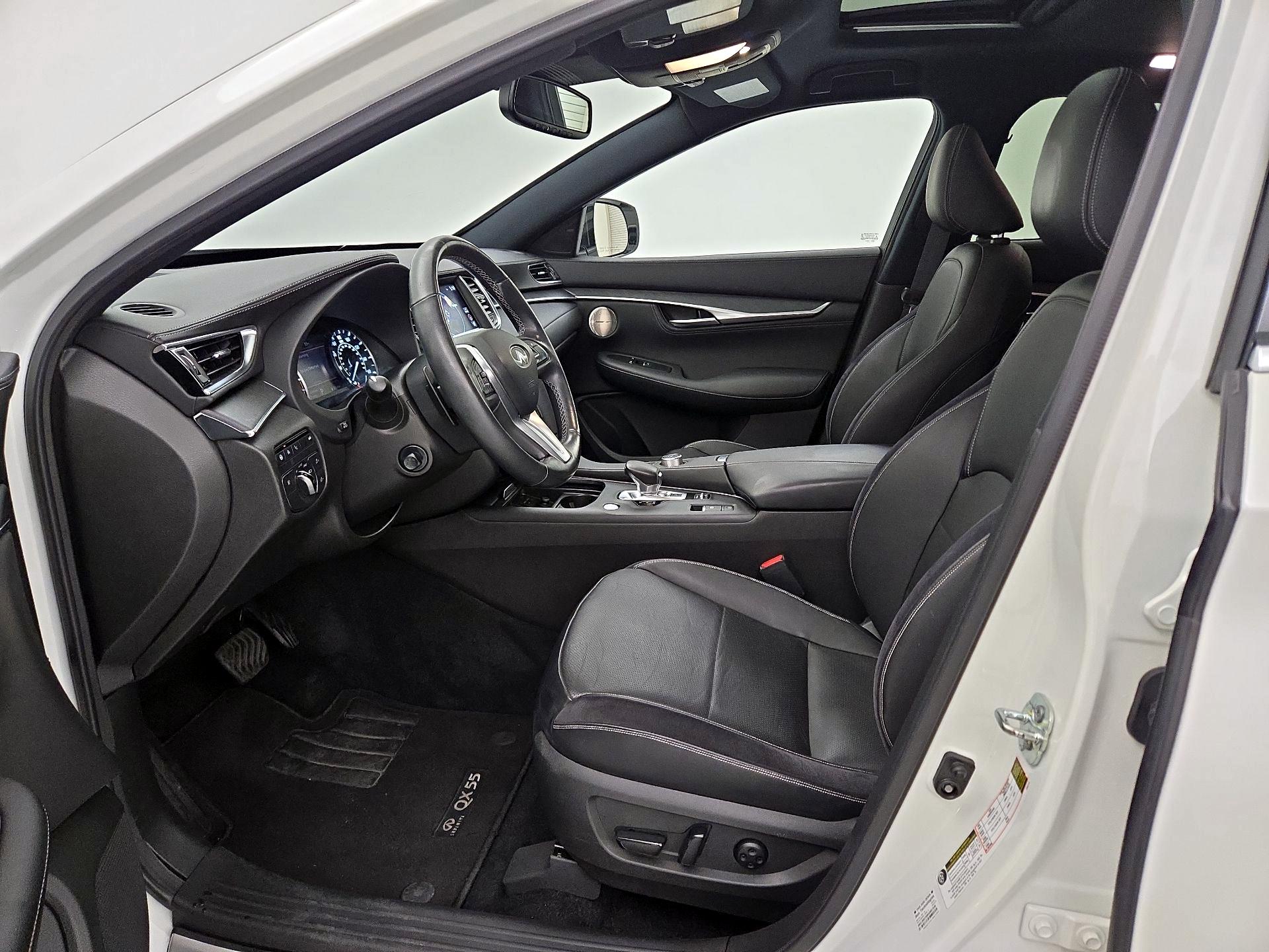 Thumbnail: 2023 INFINITI QX55 - 11