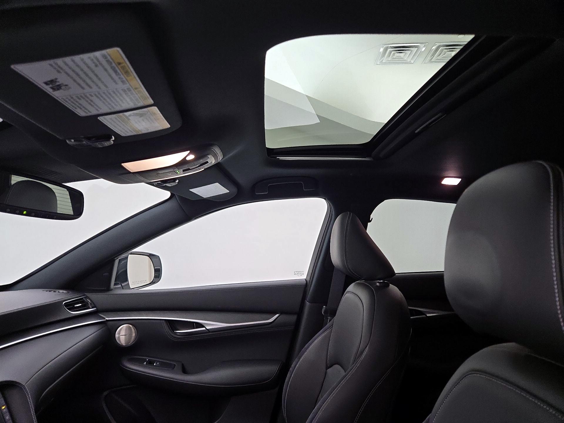 Thumbnail: 2023 INFINITI QX55 - 20