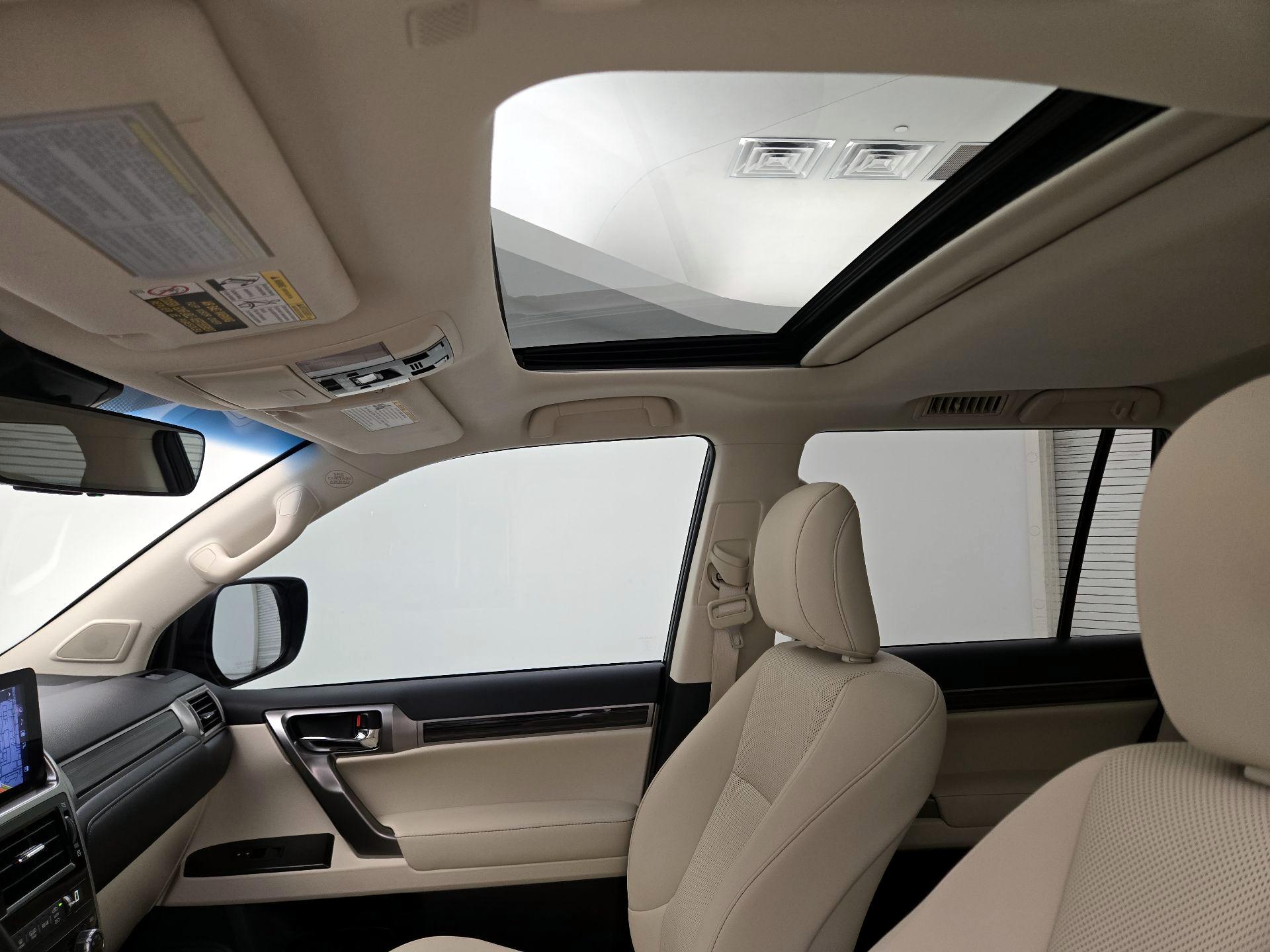 Thumbnail: 2022 Lexus GX - 20