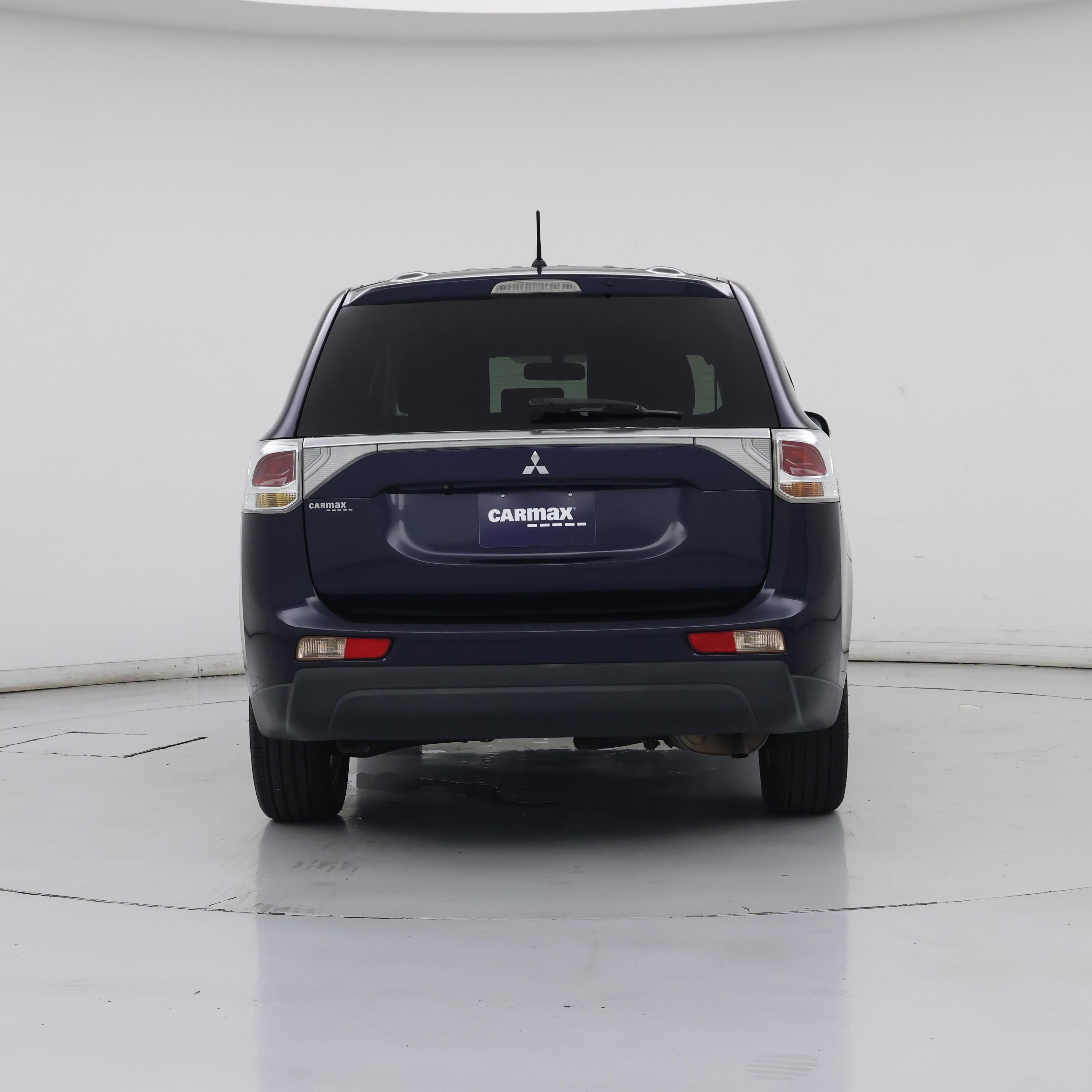 Thumbnail: 2014 Mitsubishi Outlander - 6