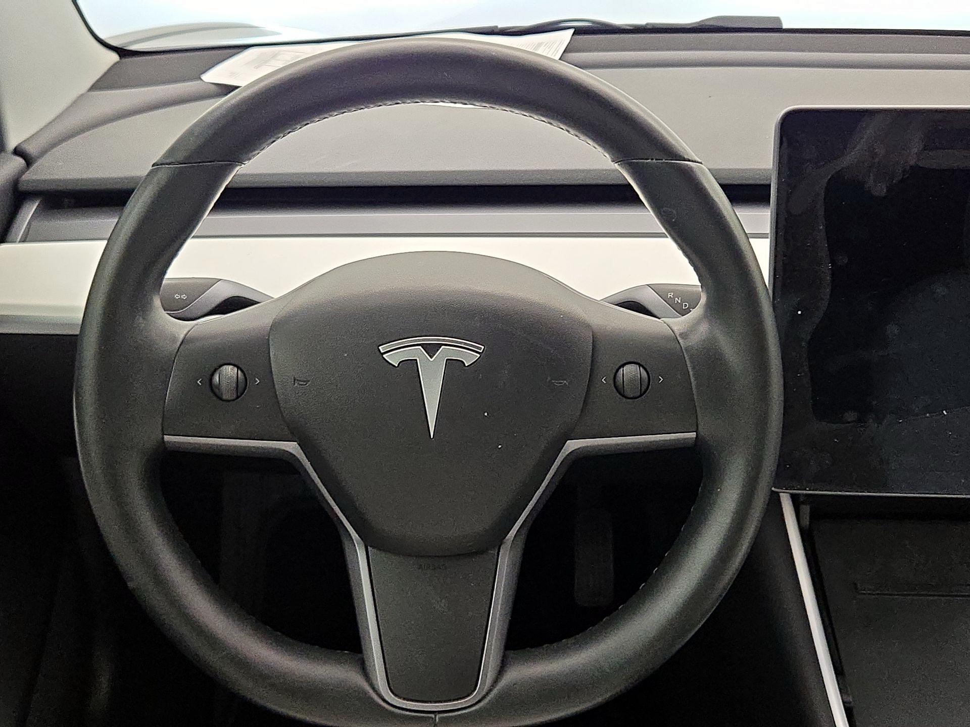 Thumbnail: 2019 Tesla Model 3 - 10