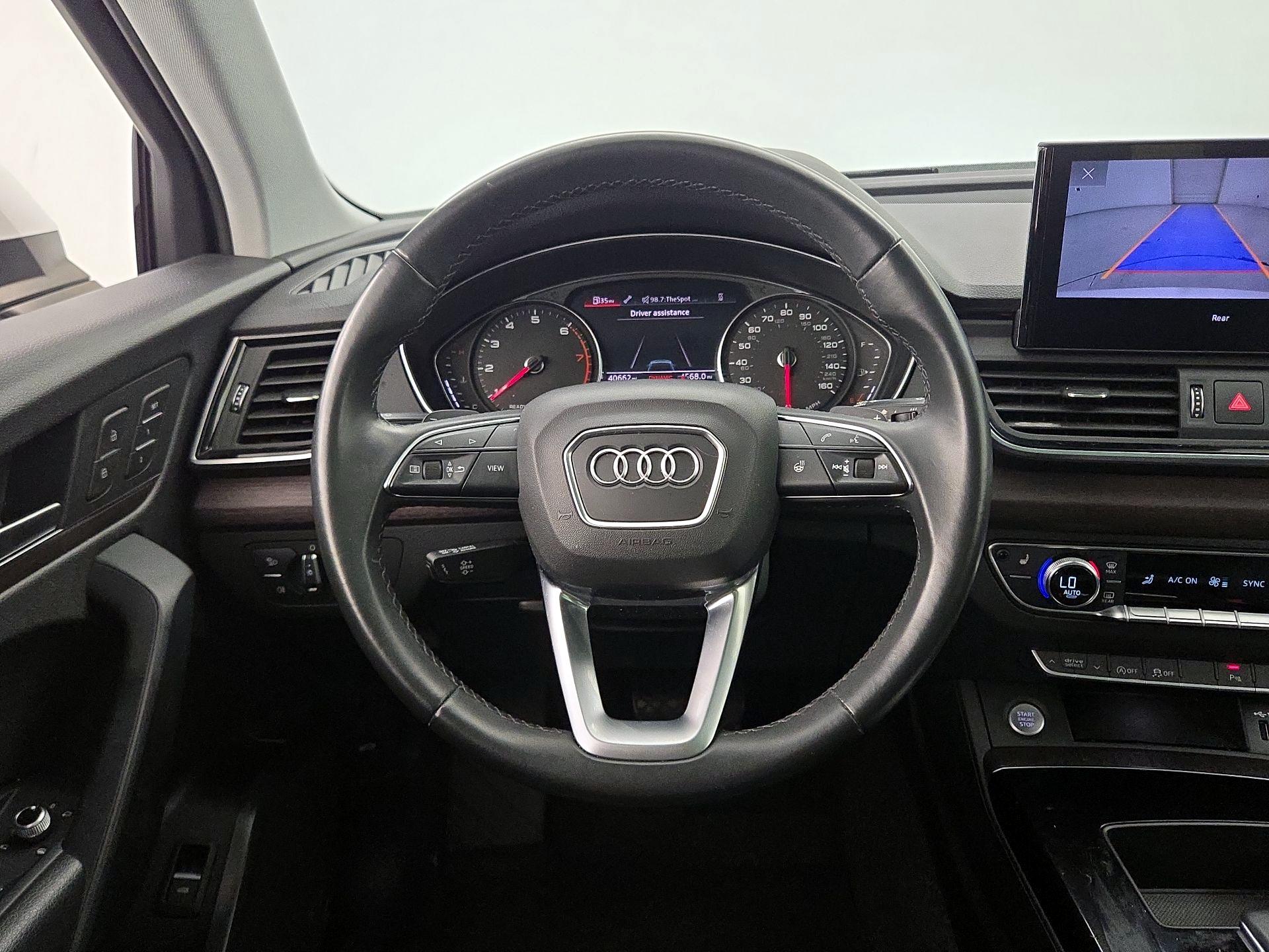 Thumbnail: 2021 Audi Q5 - 10