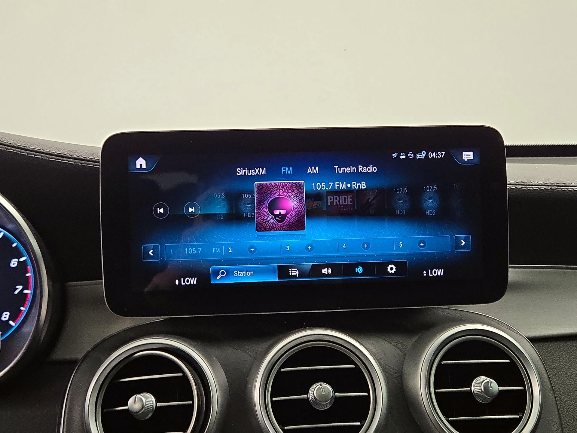 Thumbnail: 2020 Mercedes-Benz GLC - 15