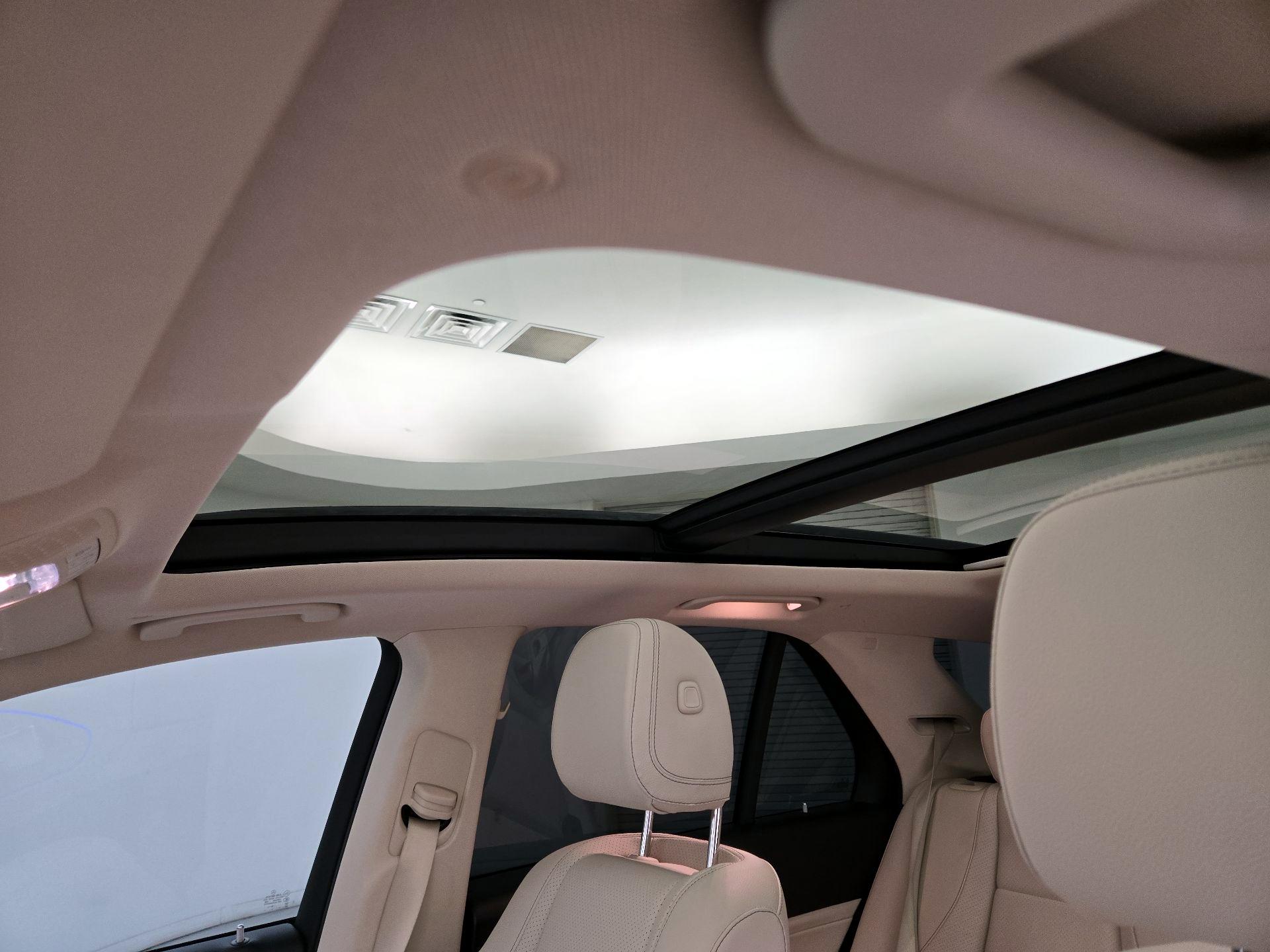 Thumbnail: 2021 Mercedes-Benz GLE - 20