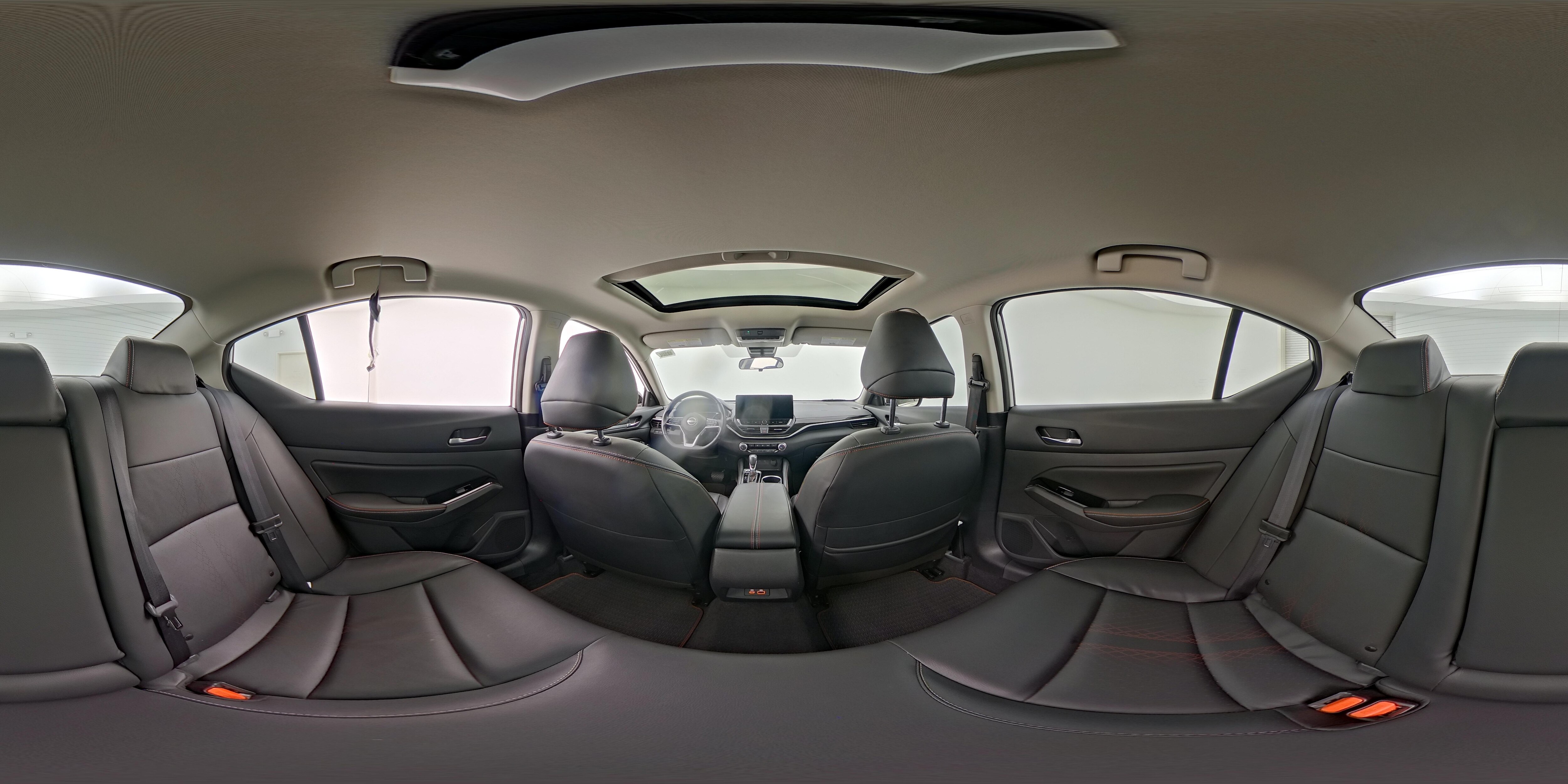 2024 Nissan Altima SR - Photo 27