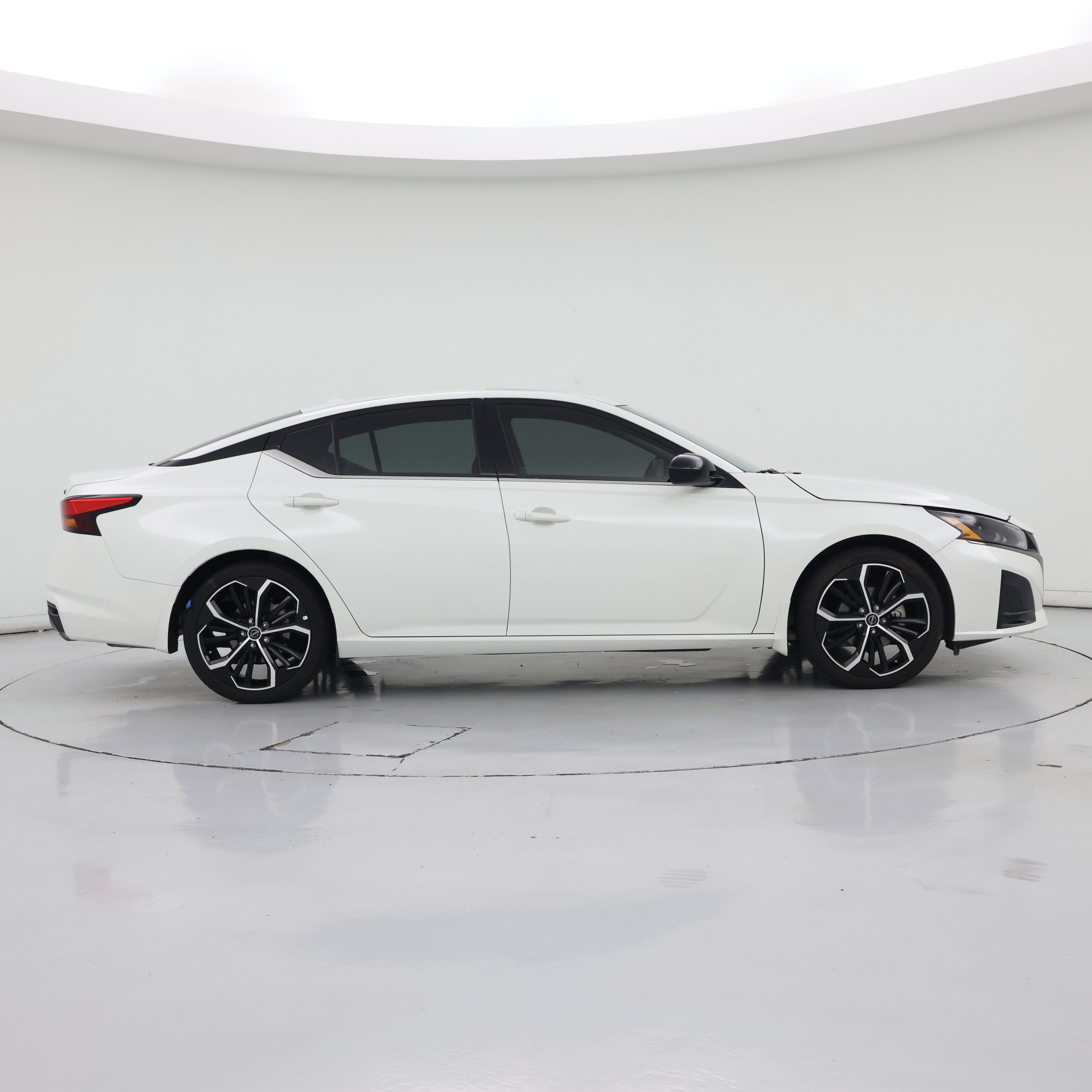 Thumbnail: 2024 Nissan Altima - 7