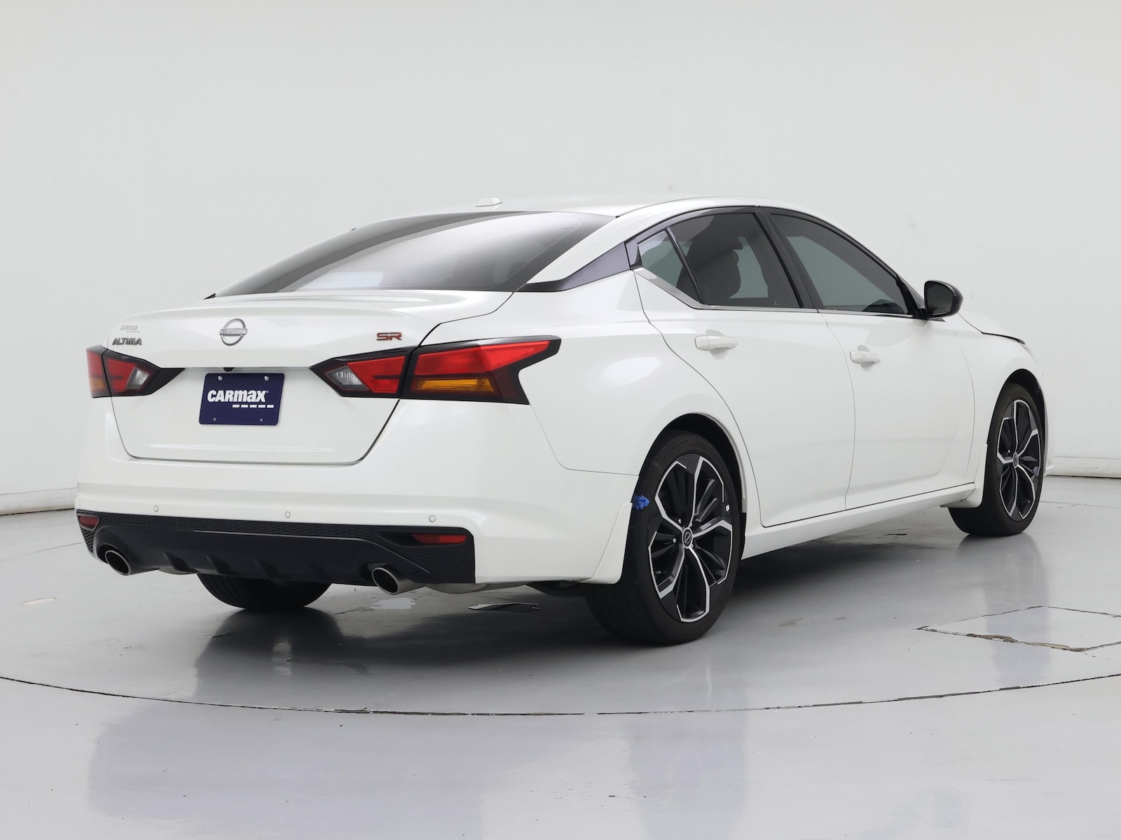 2024 Nissan Altima SR - Photo 9