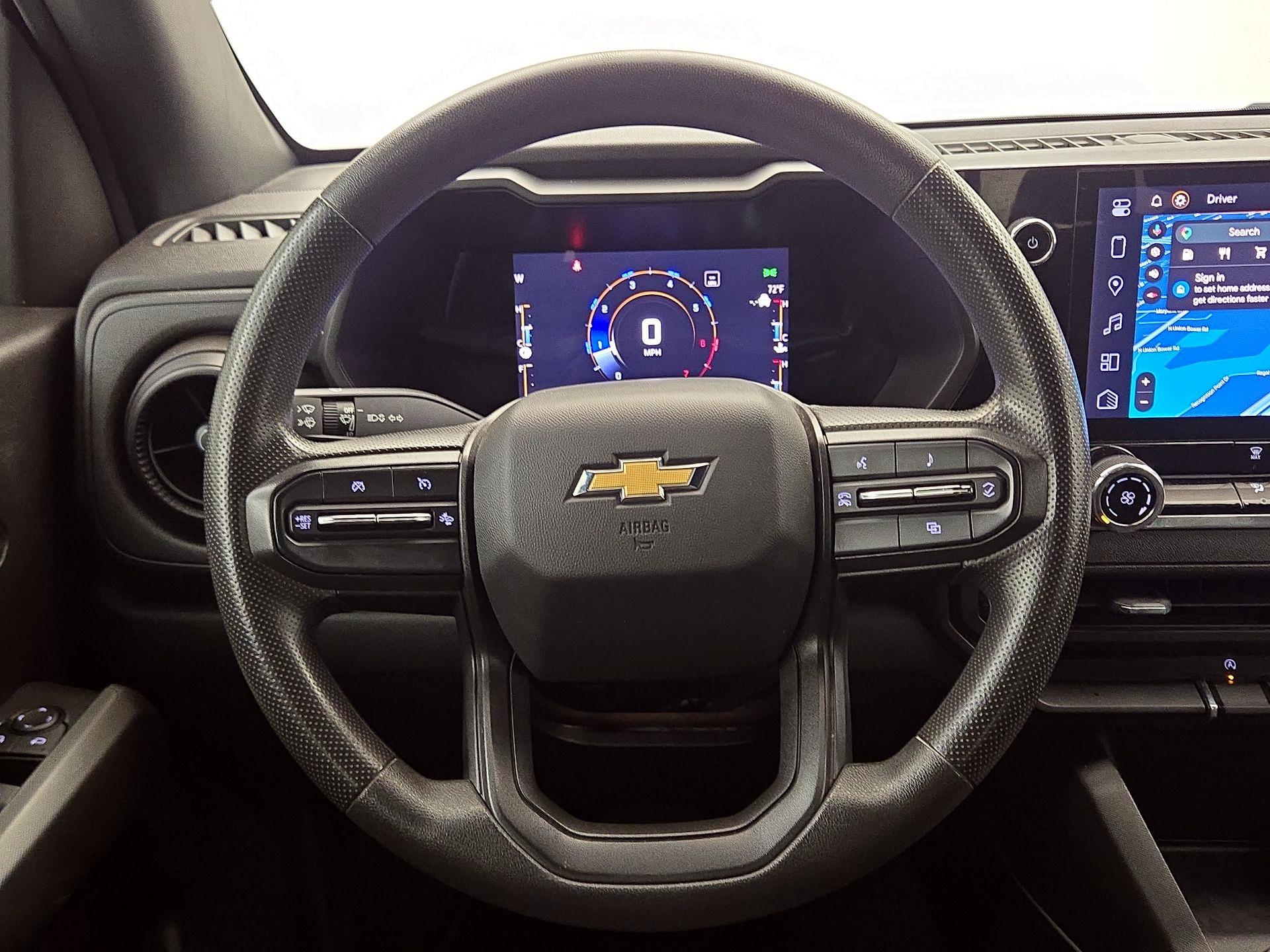 Thumbnail: 2023 Chevrolet Colorado - 10