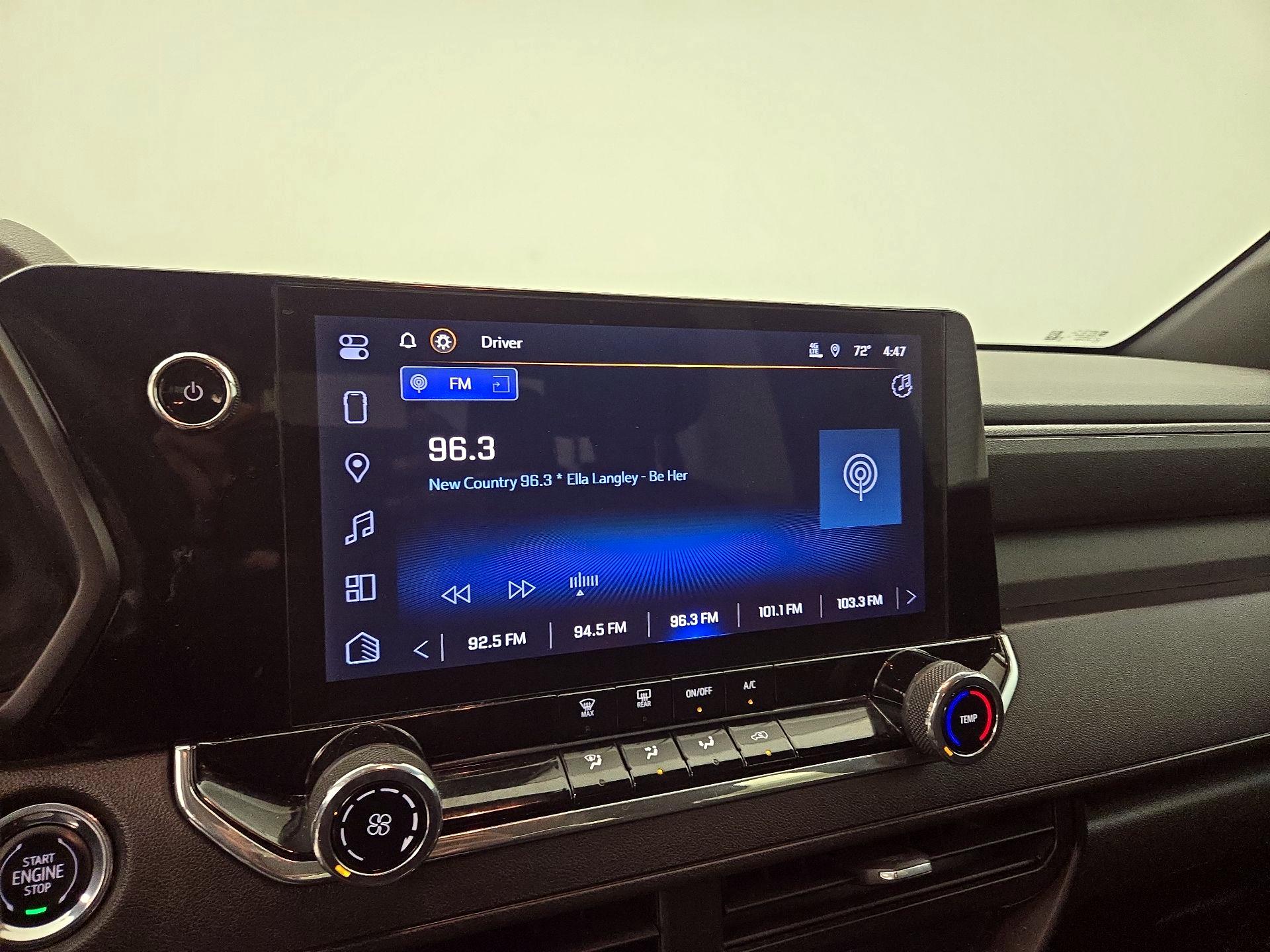 Thumbnail: 2023 Chevrolet Colorado - 16